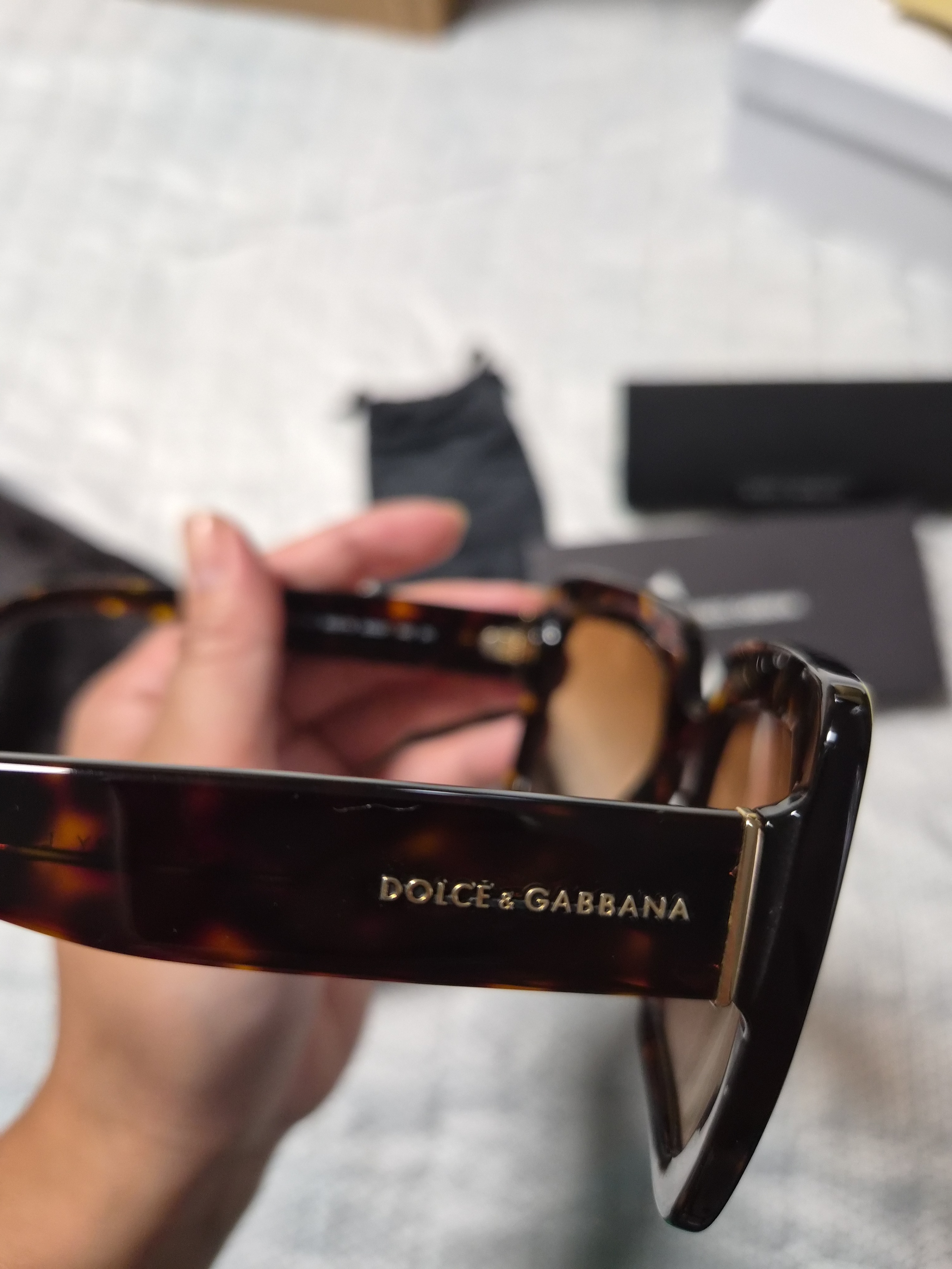 Dolce & Gabbana Sunglasses with Case - photo 2