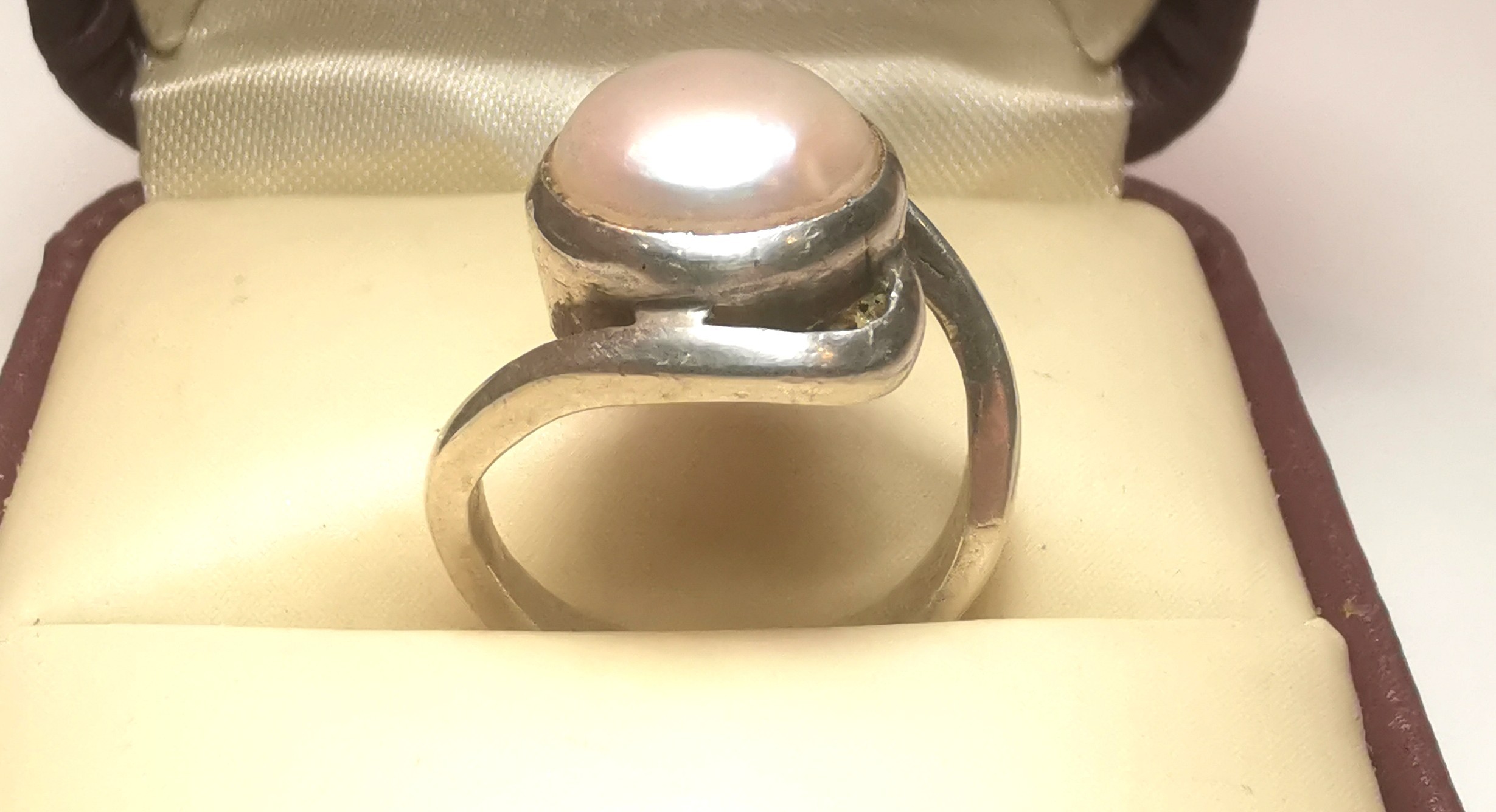 1970s Artisan Bypass Pearl Ring Silver Tone Size 4 Modernist - photo 3