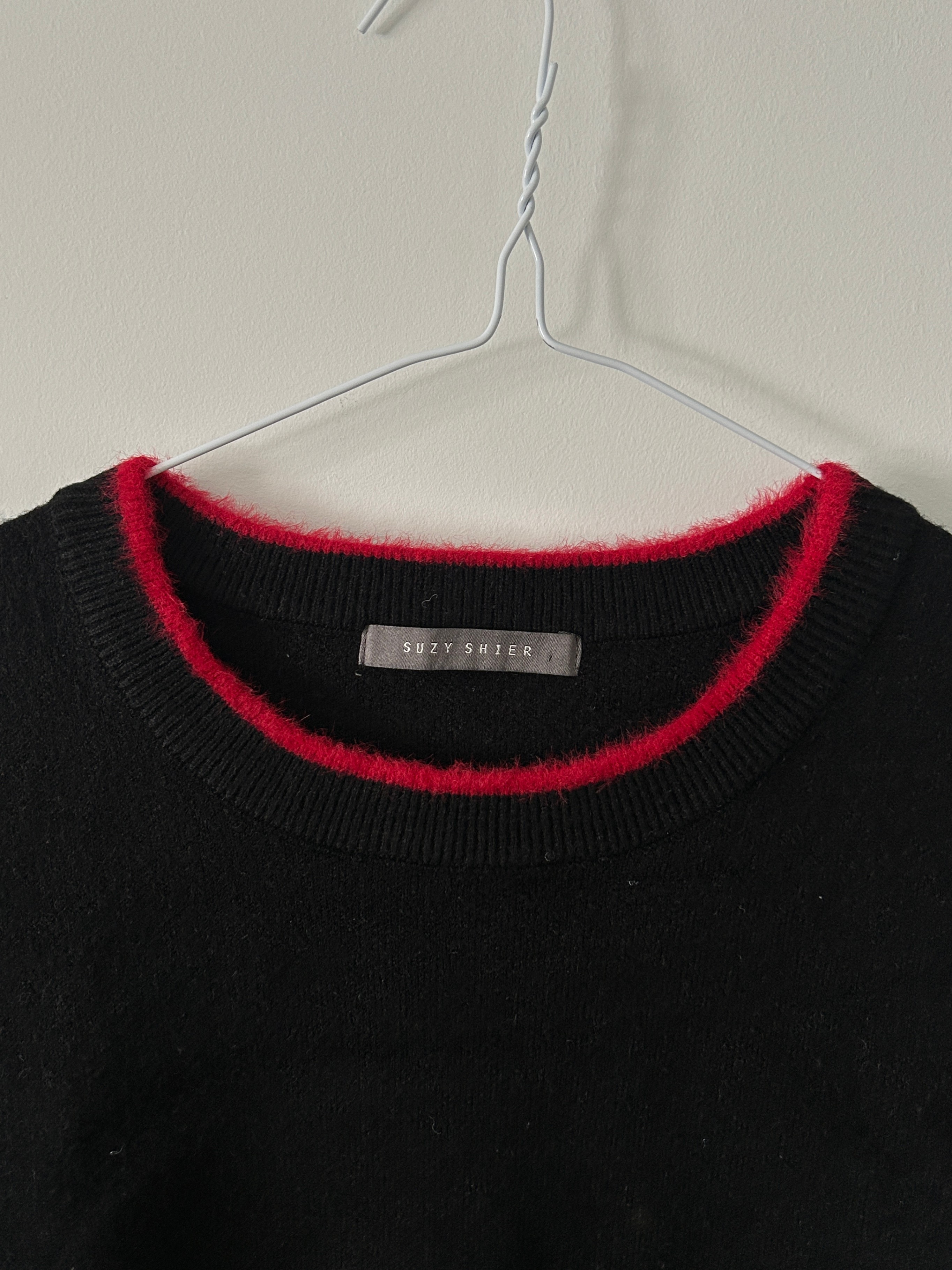 Suzy Shier Black Long Sleeve Sweater - Women's Apparel - photo 3