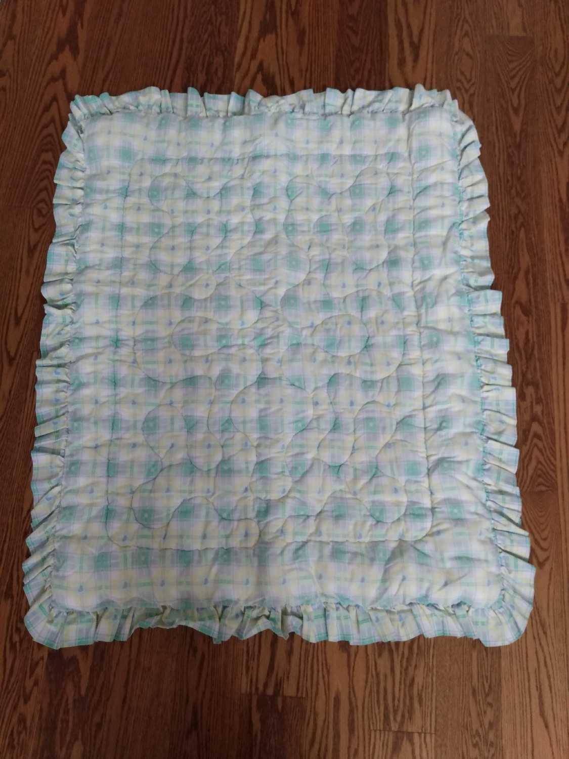 CRIB COMFORTER * REVERSIBLE DESIGN *