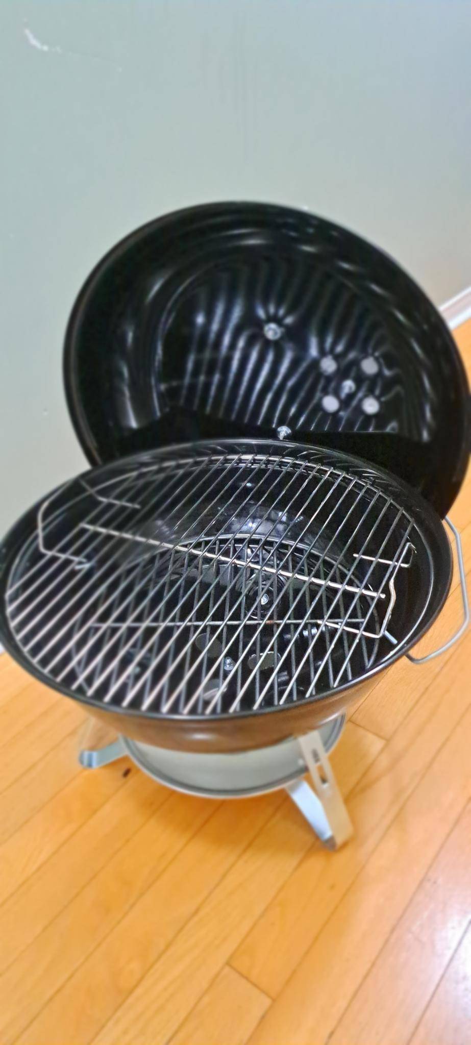 WEBER Jumbo Joe 18" charcoal grill