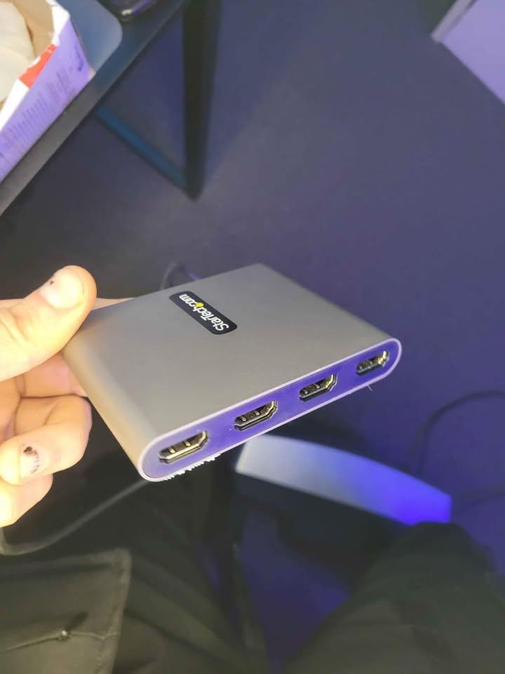 StarTech USB C to 4 HDMI Adapter (Extends display)