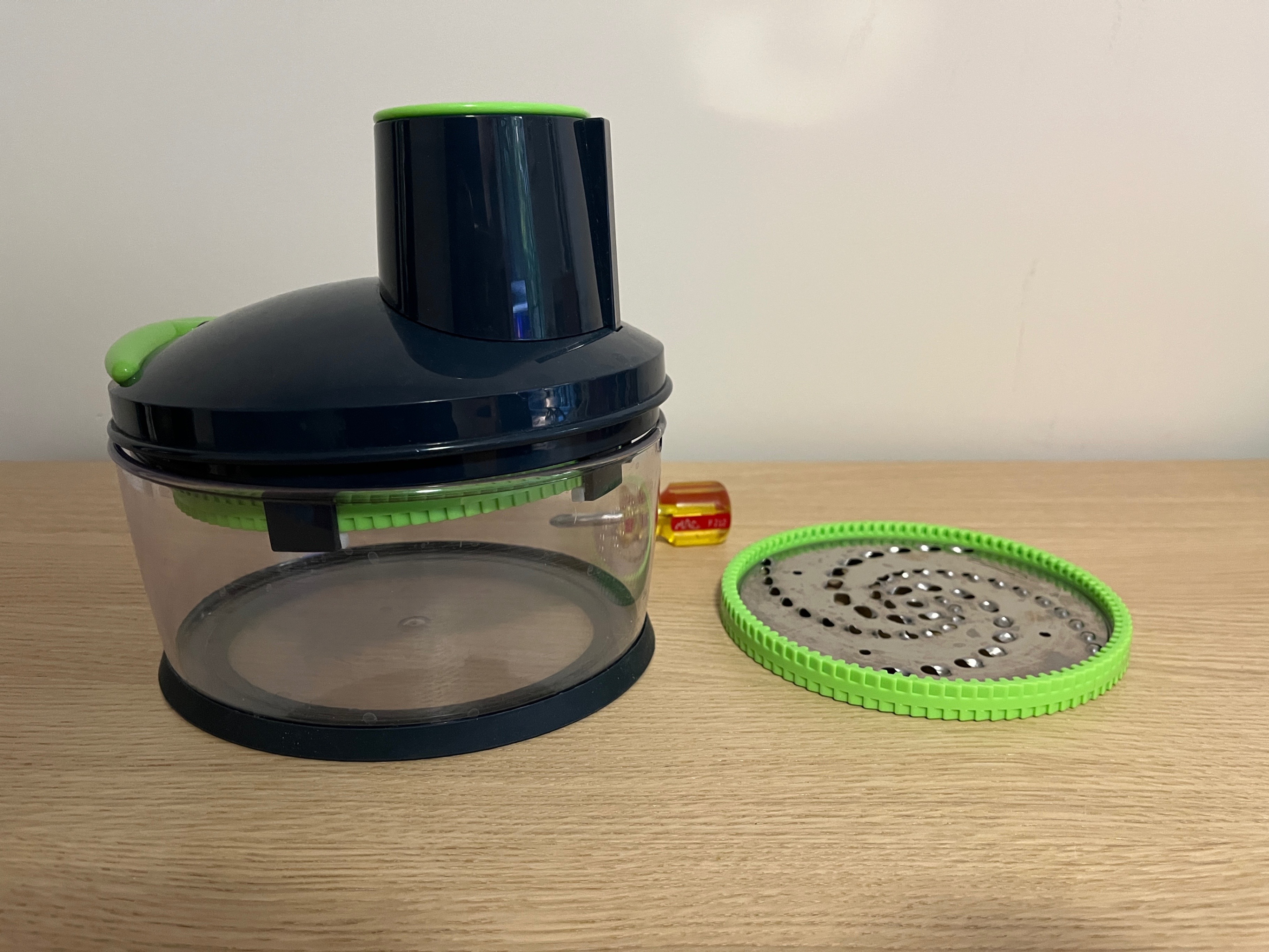 Manual (not electric) food processor