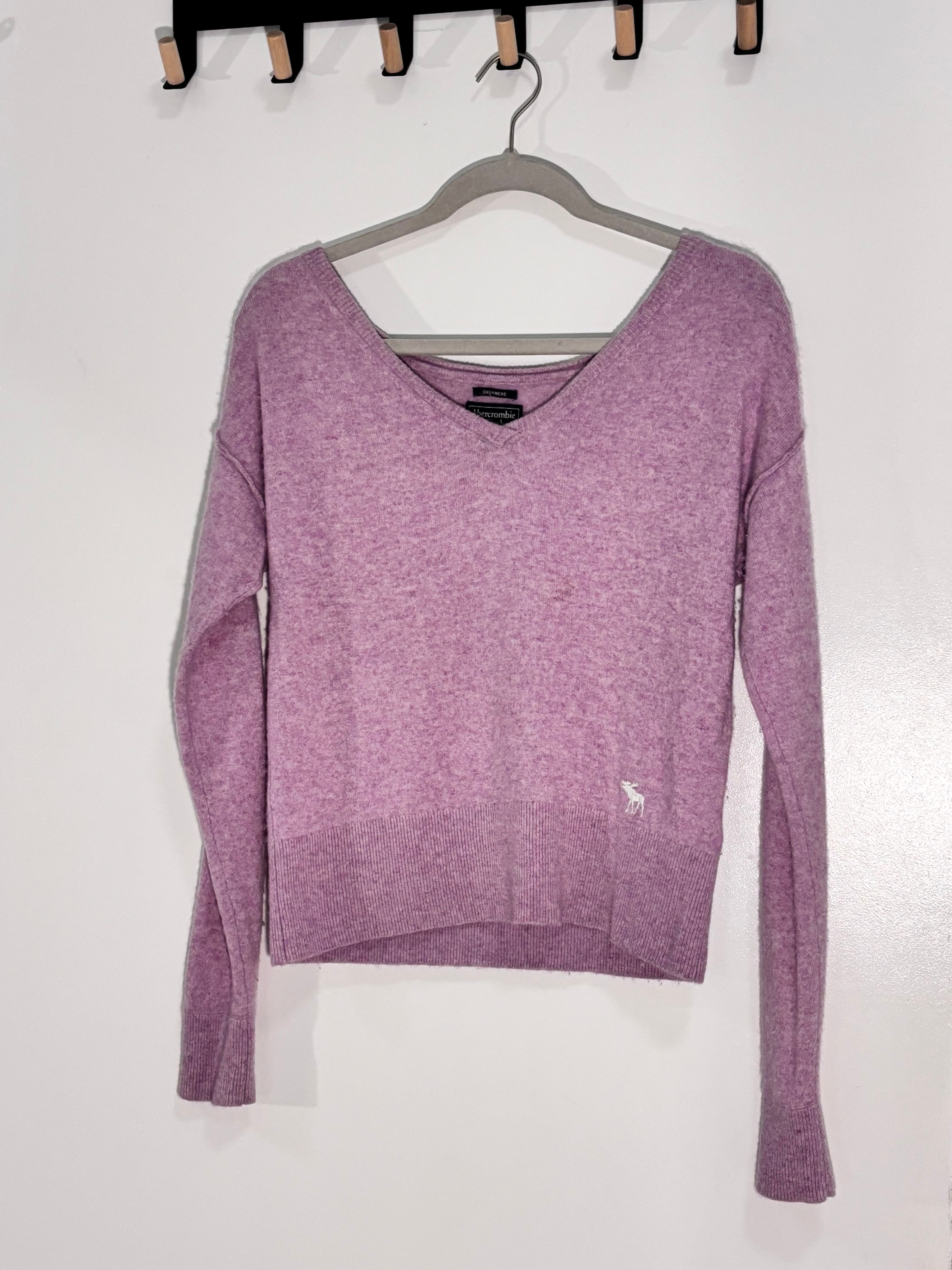 Abercrombie & Fitch 100% Cashmere V-Neck Sweater XS Purple Mauve - photo 4