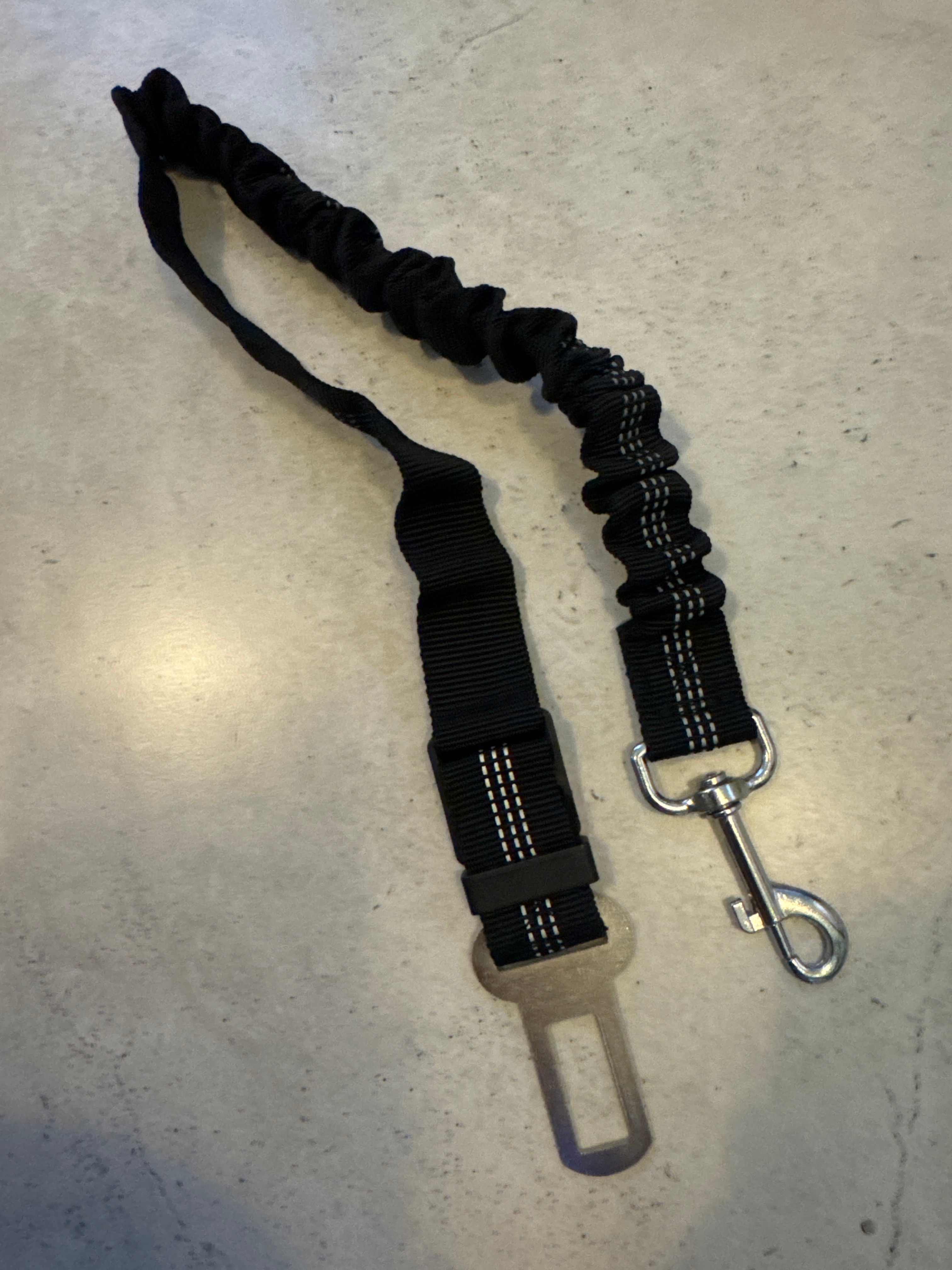 🏆 New Dog/cat Car Seatbelt Leash - Black