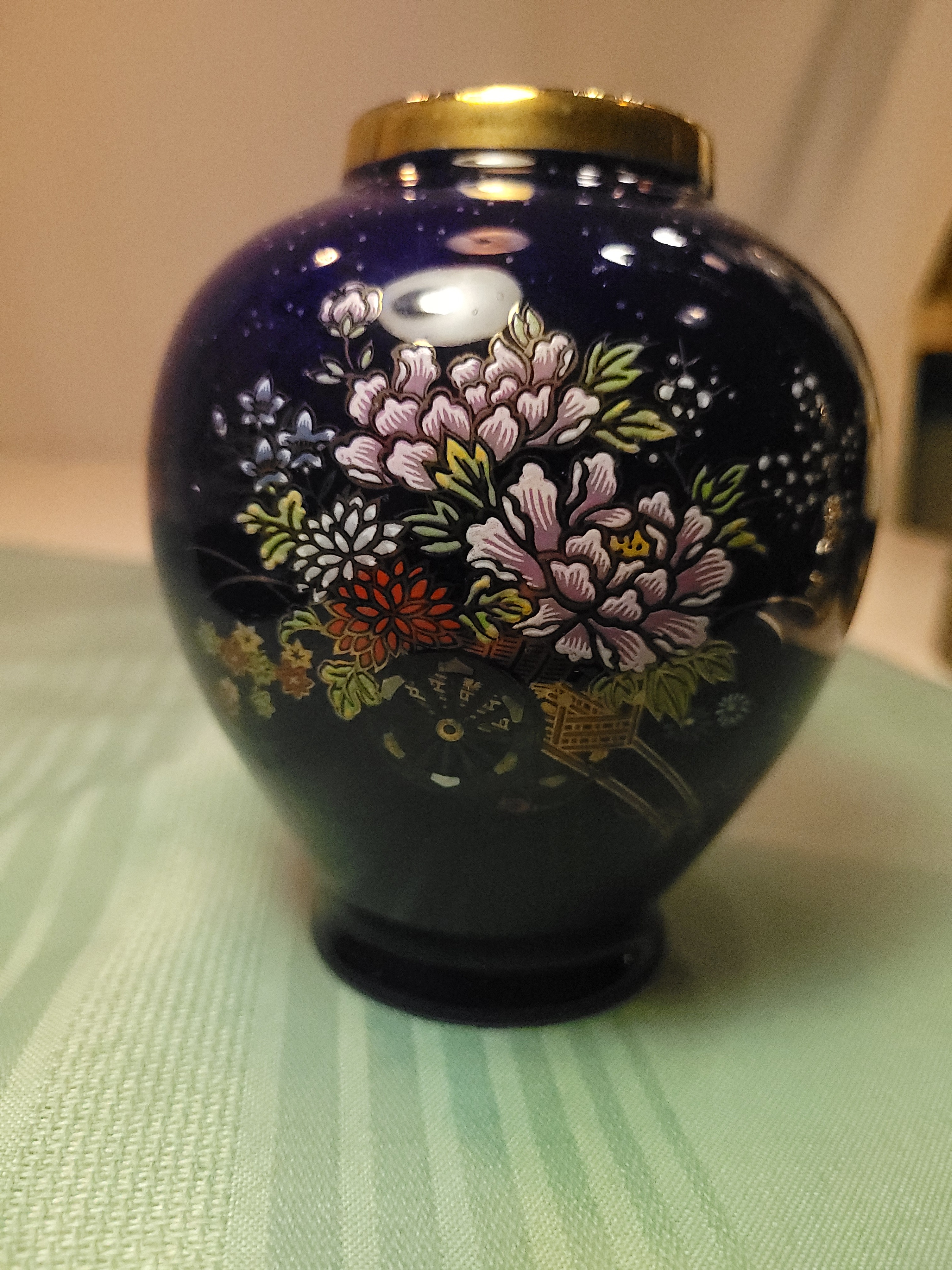 1960s Japanese Cobalt Blue Porcelain Vase - Flower Cart Vintage - photo 5
