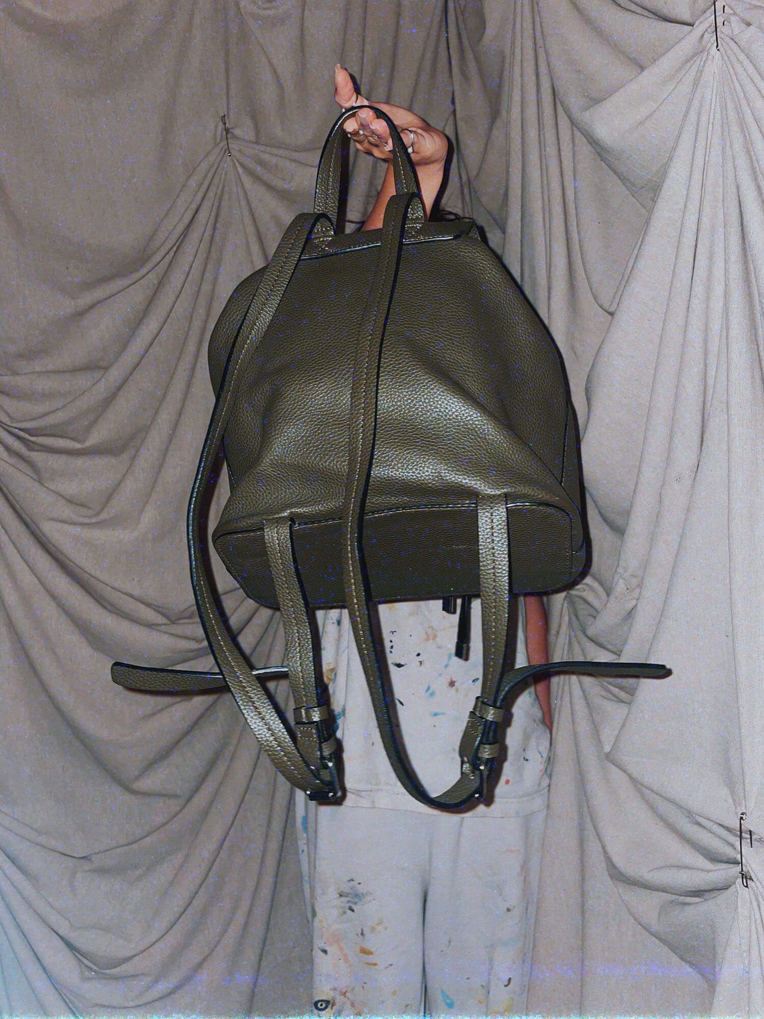 small olive green leather backpack - photo 3