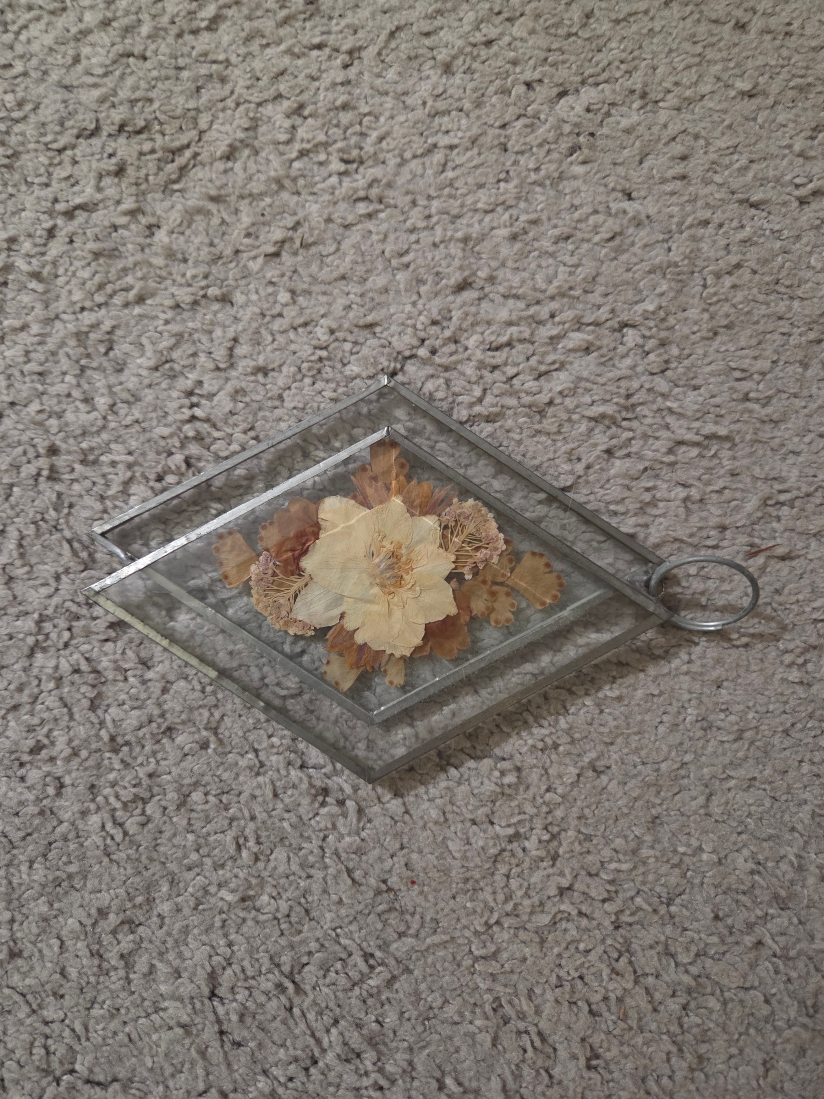 Vintage Glass Diamond Suncatcher, Real Pressed Flowers (5") - photo 2
