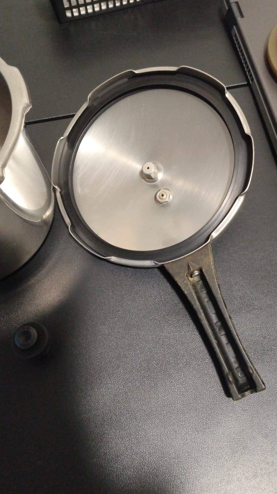 Steel 3L Pressure Cooker - photo 3