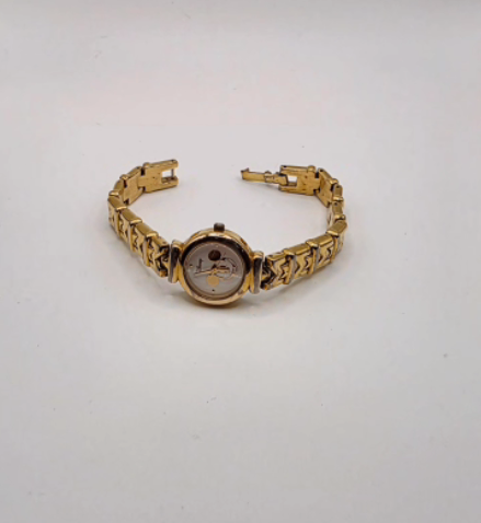 Disney Mickey Mouse Gold Bracelet Watch - photo 3