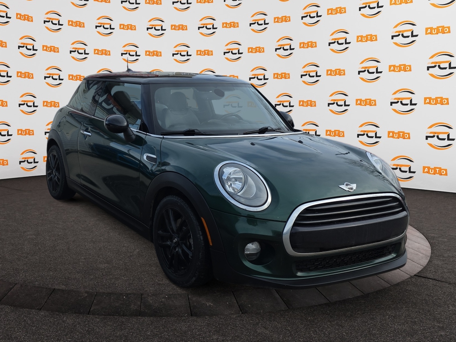 2016 MINI Cooper Hardtop