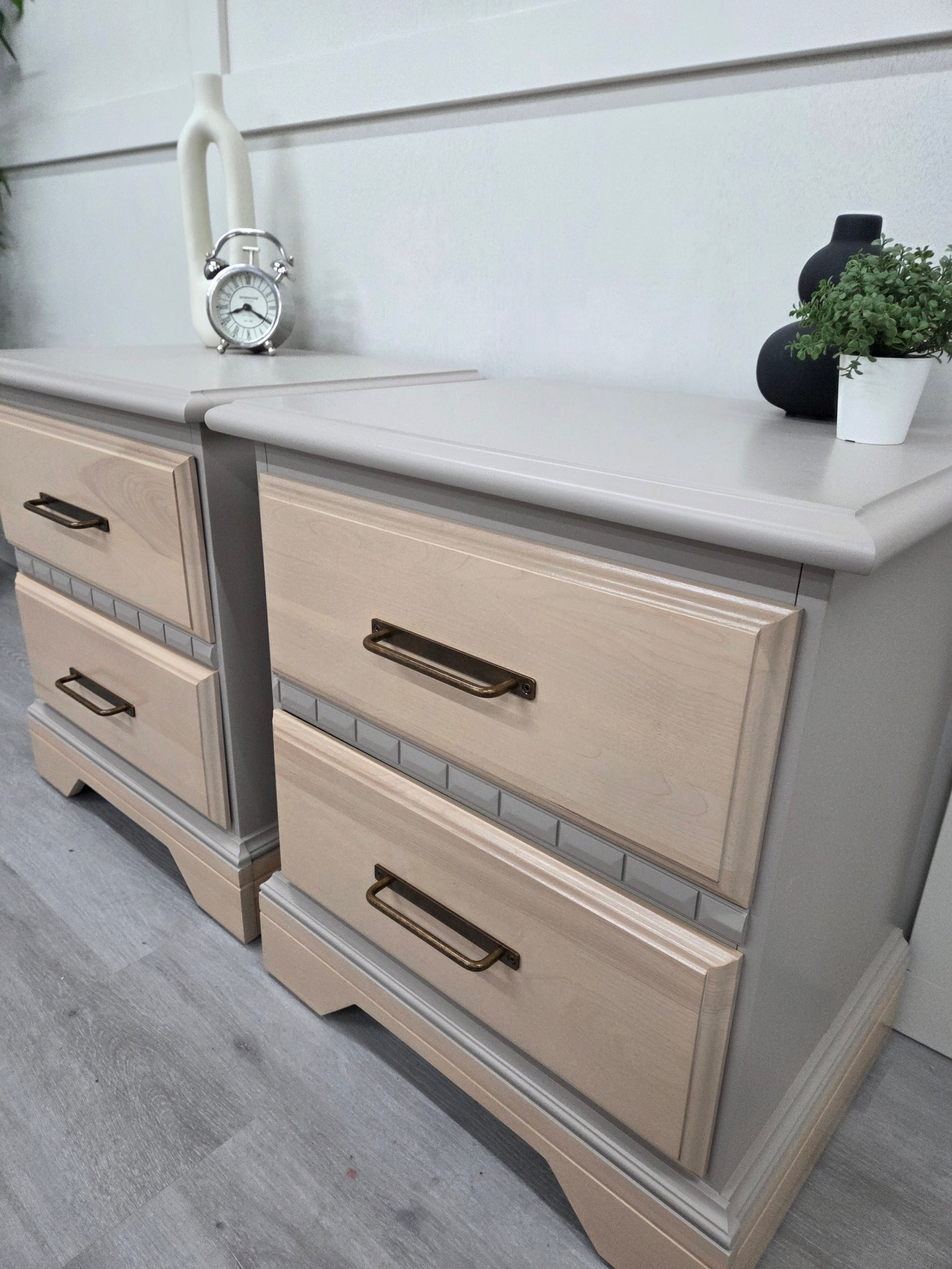 Matching Nightstands - Studio Refinish - photo 4