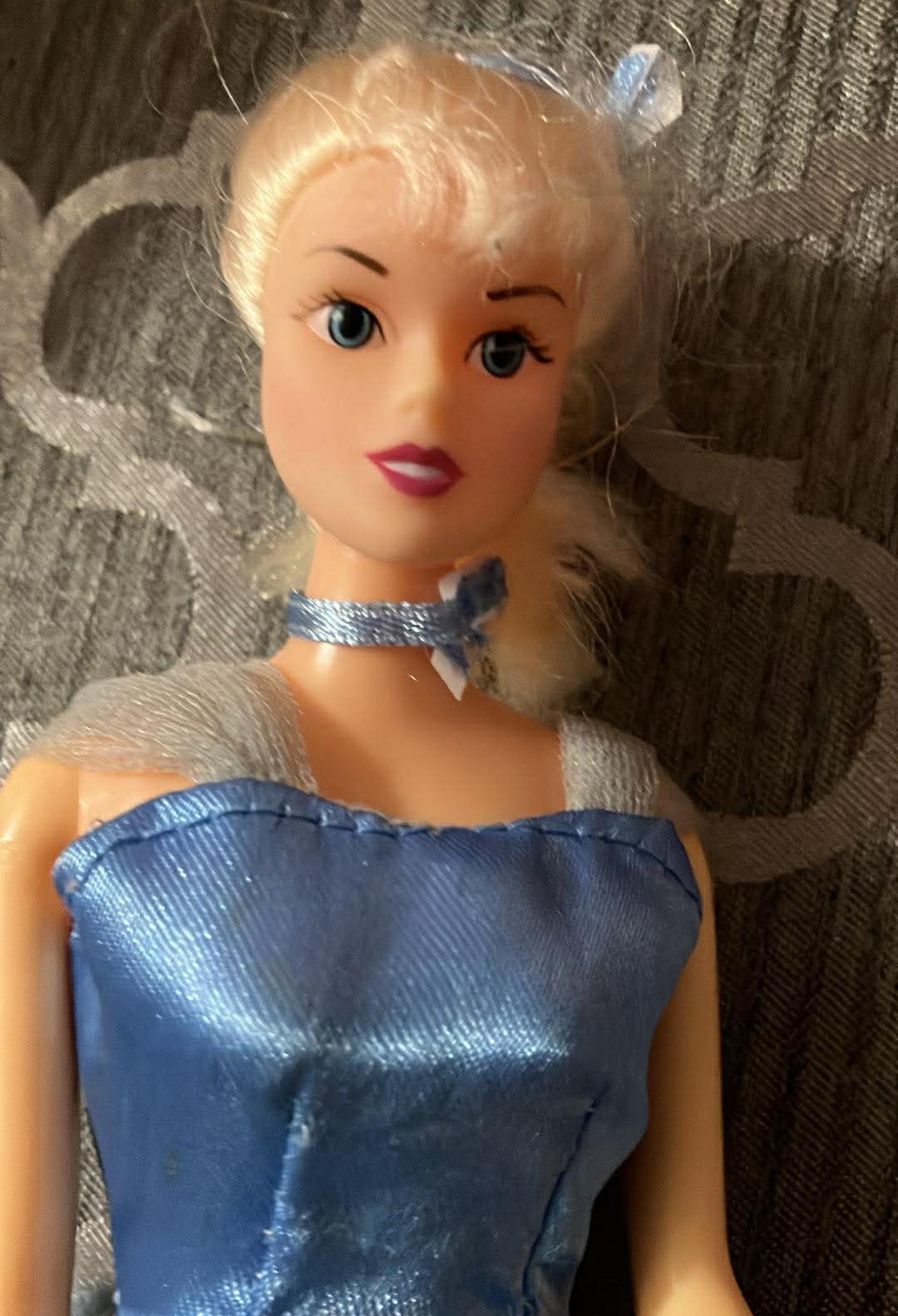 Cinderella Doll (No shoes) - photo 2