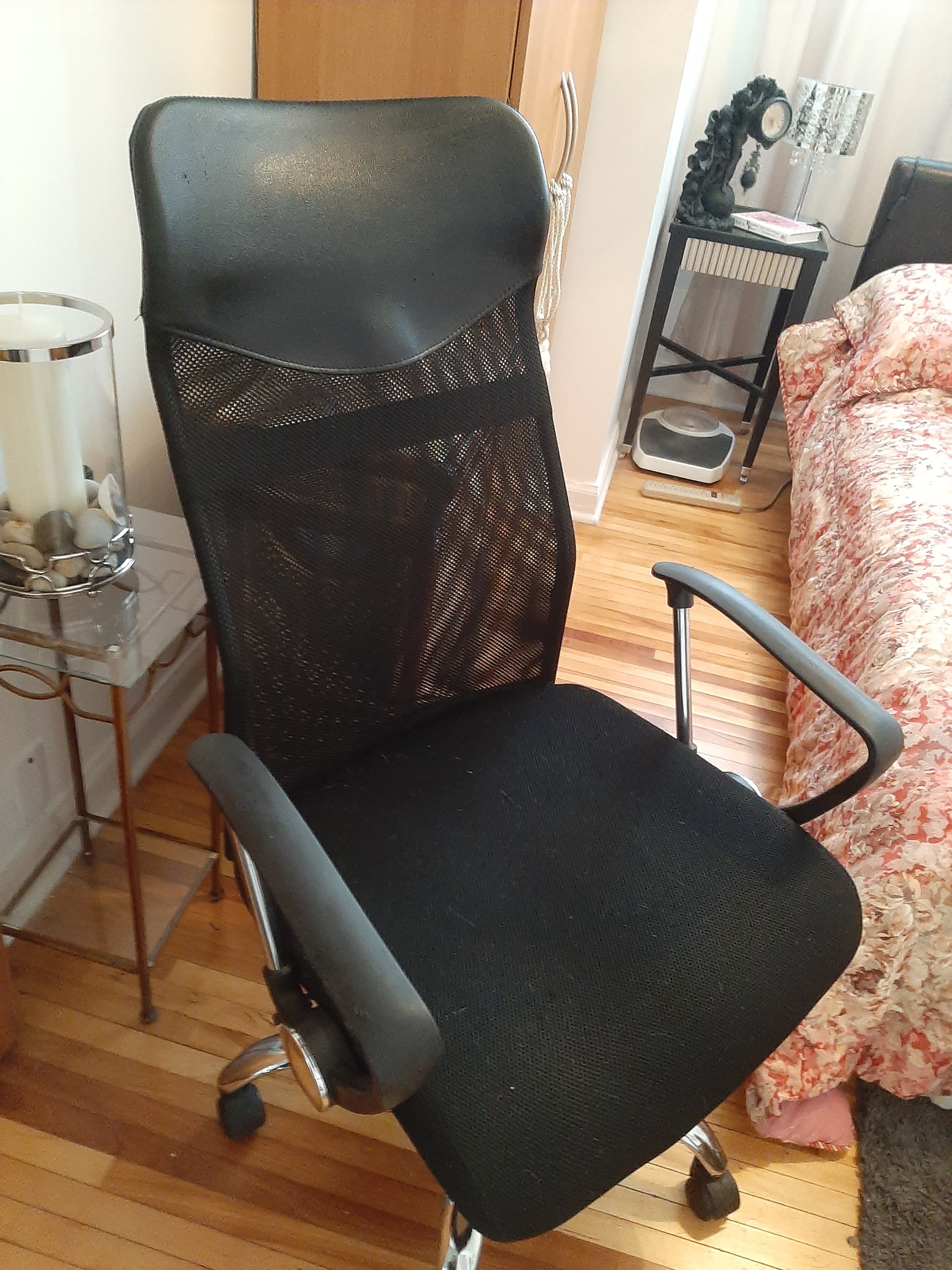 Computer Chair---STRATHROY