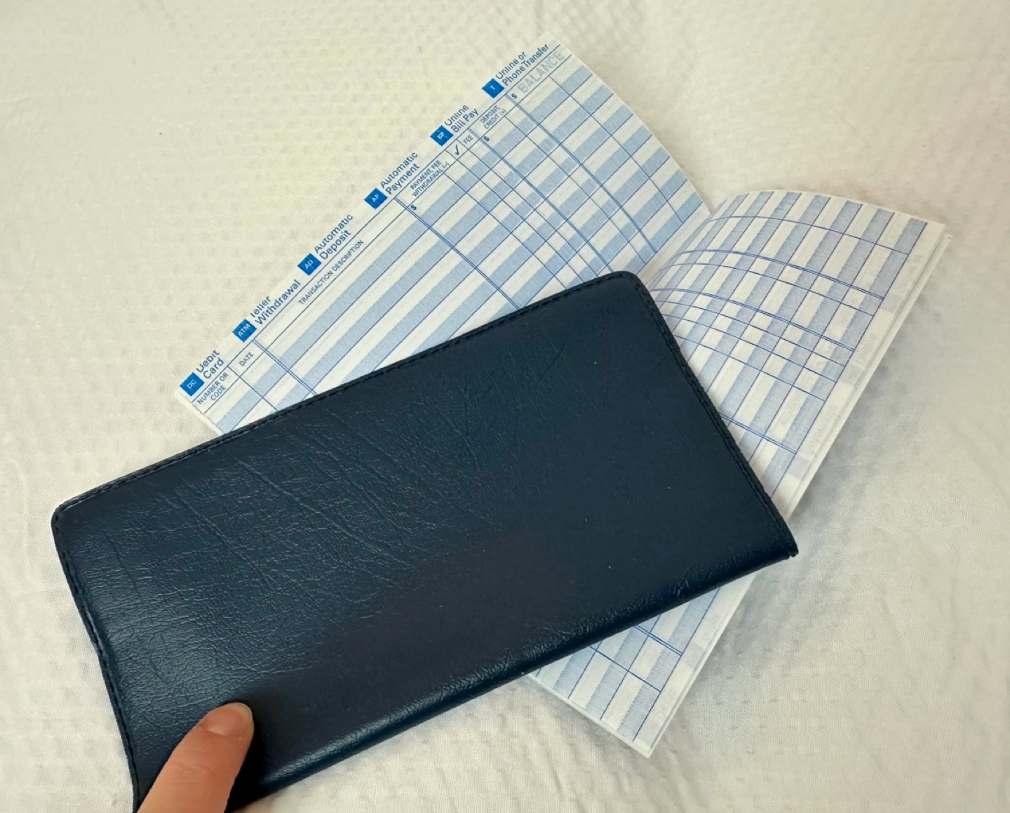 🥕 Vintage Checkbook Cover Wallet w/ Transaction Register Book - photo 3