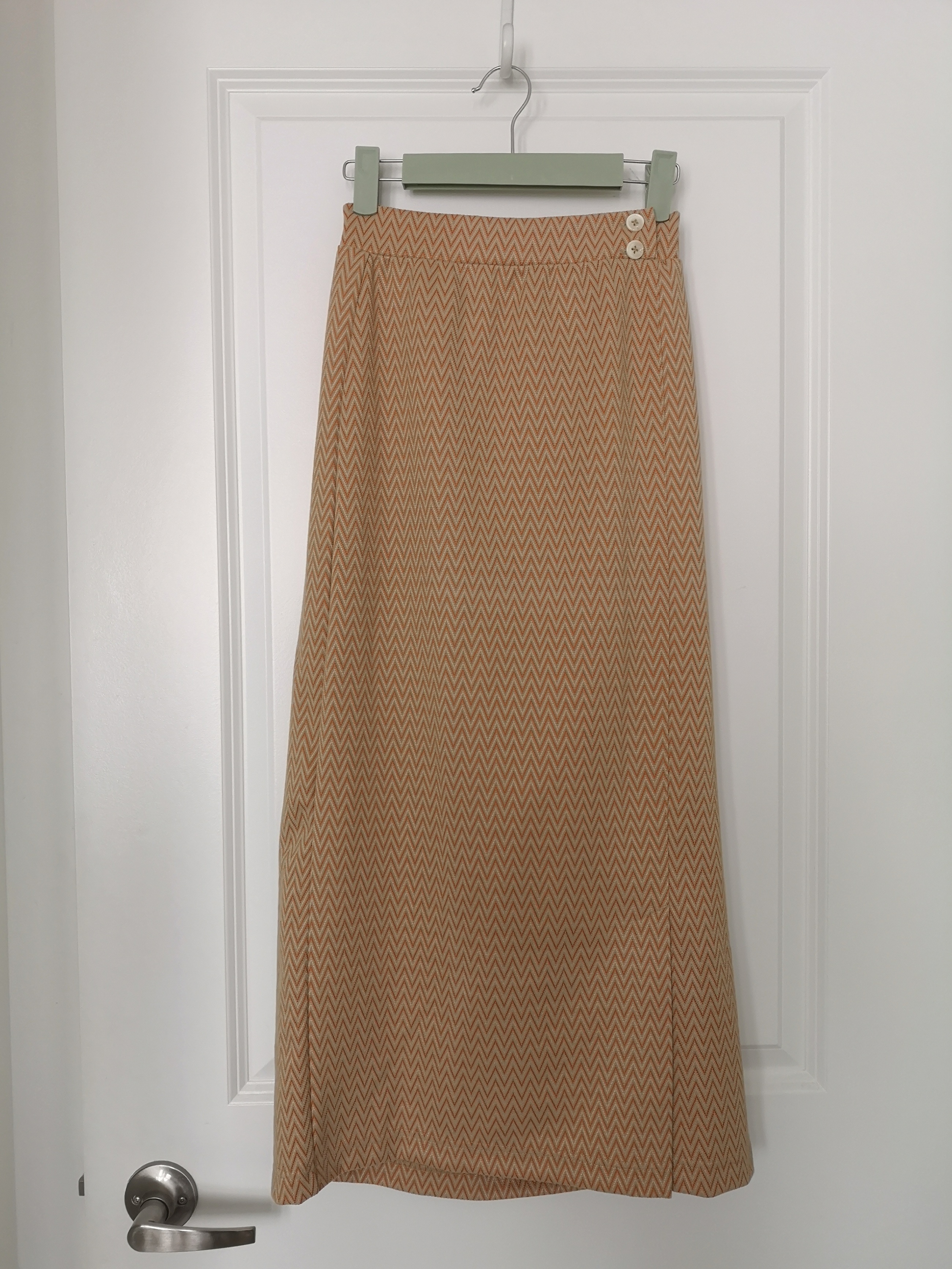 Earth Music&Ecology Orange Midi Skirt - Size F - photo 2