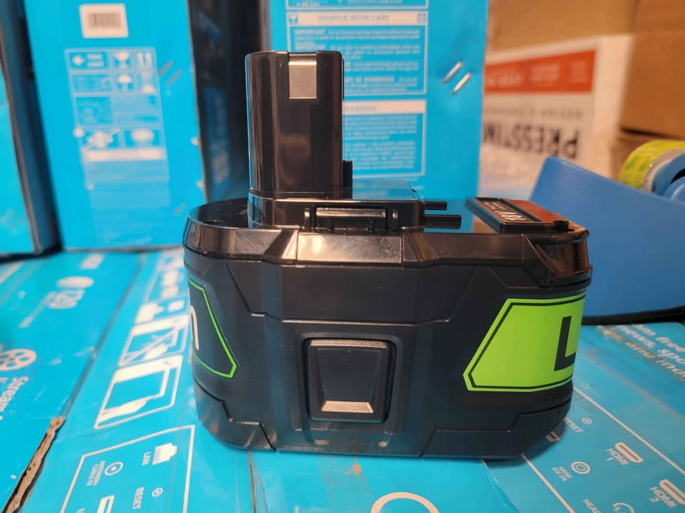 Milwaukee Dewalt Ryobi Makita Aftermarket Batteries - photo 2