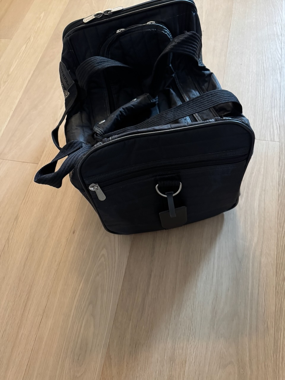 Sherpa pet carrier - photo 2