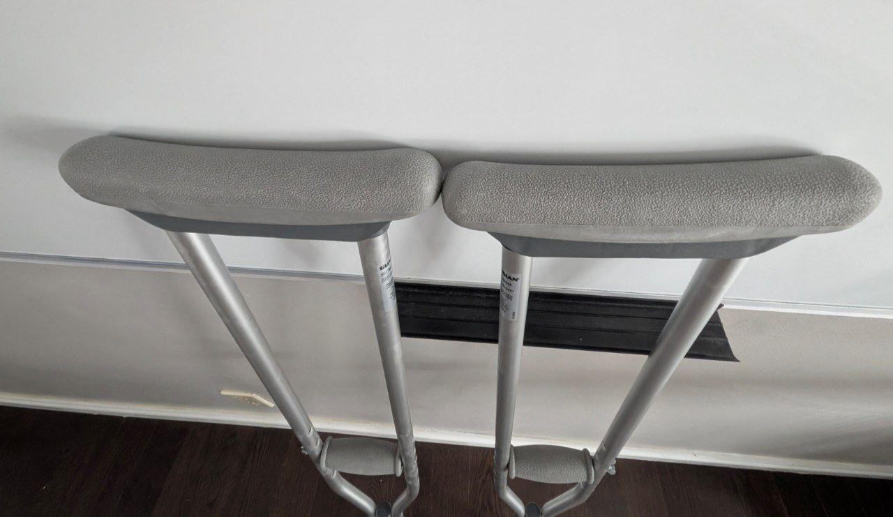Medline Guardian Aluminum Crutches, 300lbs - photo 3