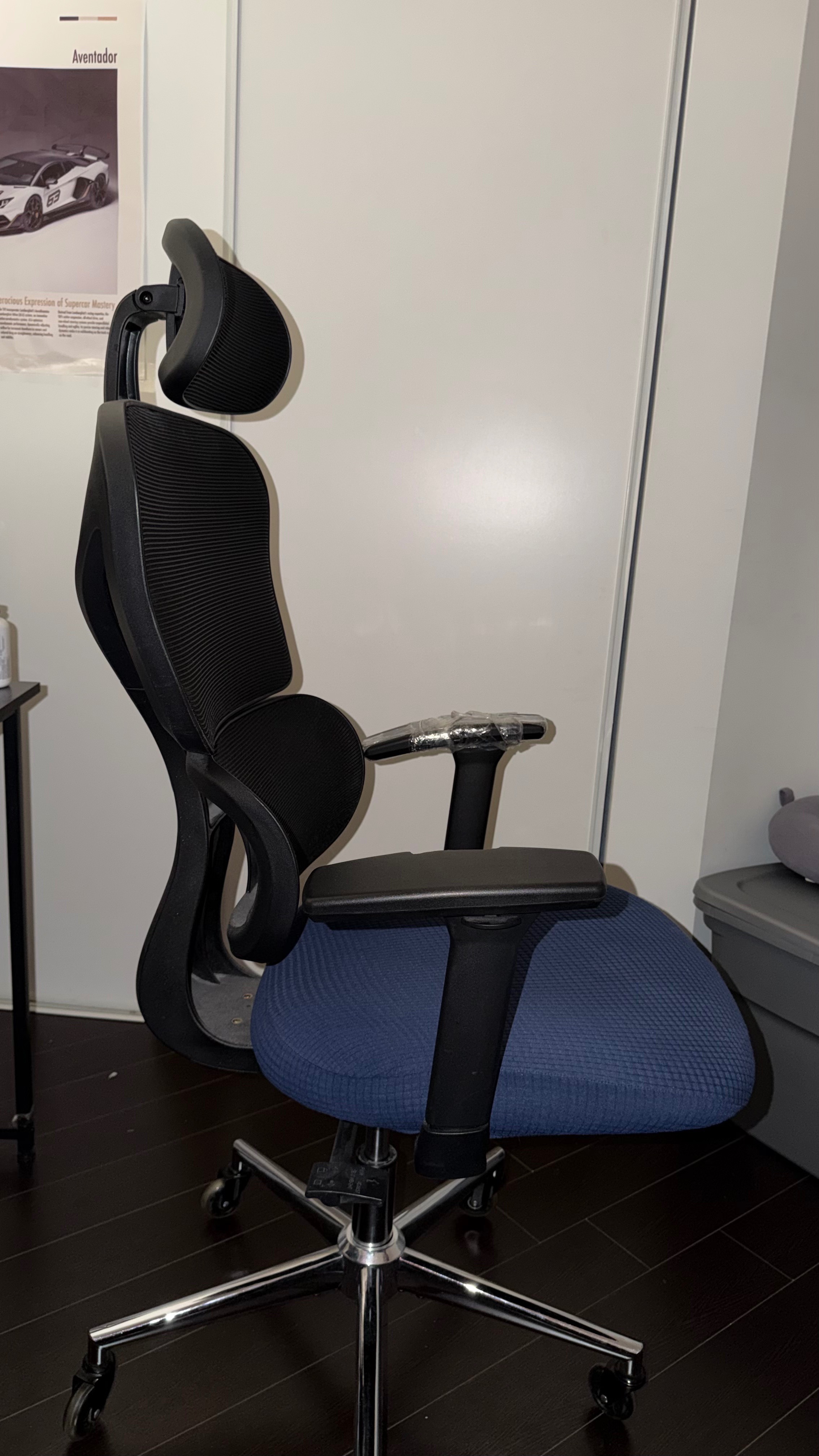Ergonomic Office Chair – High Back Mesh with Lumbar Support - photo 3