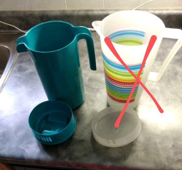 Teal Plastic Pitcher with Lid - photo 3
