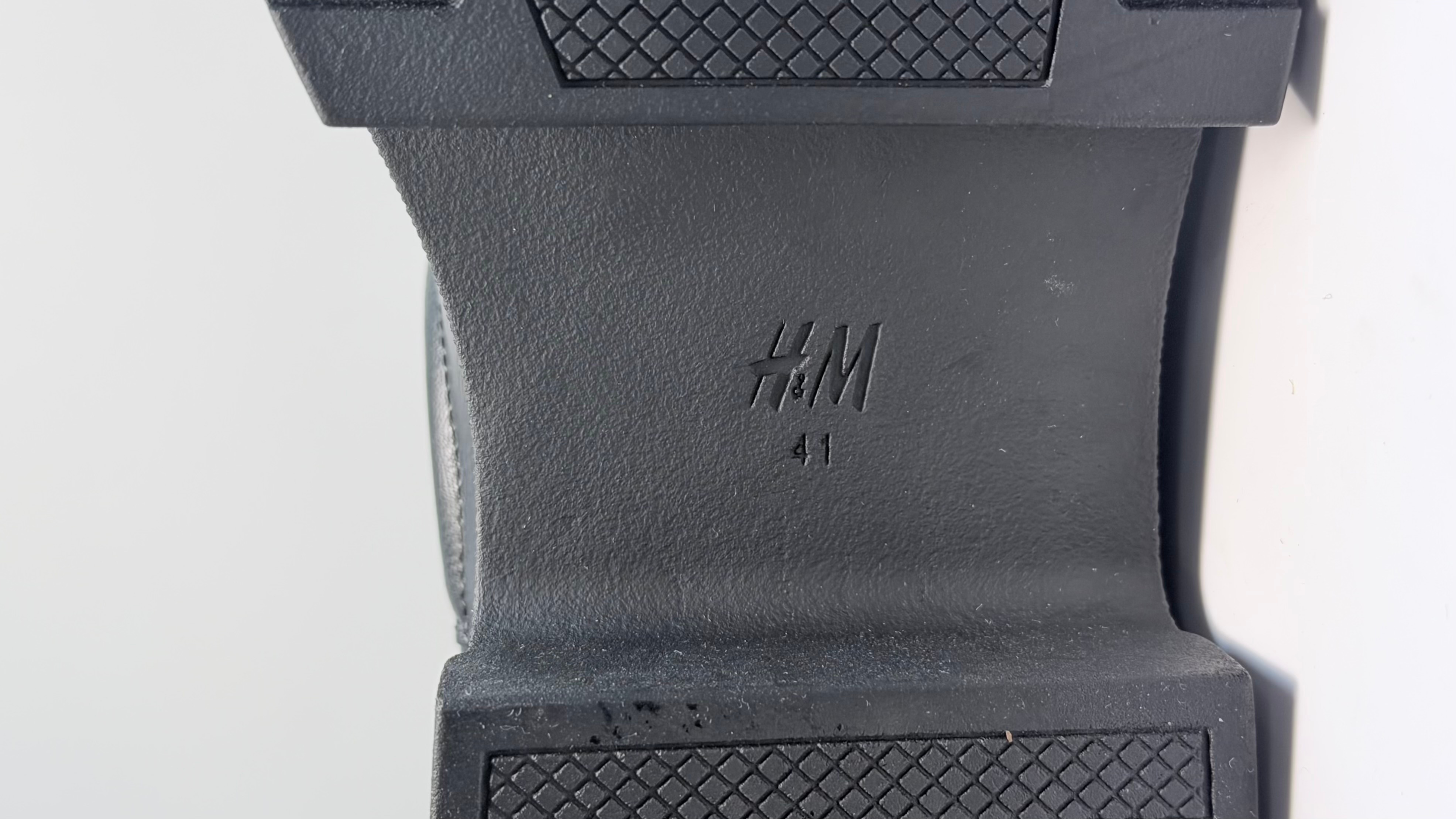 Zara Black Chelsea Boots - Size 41B - photo 3