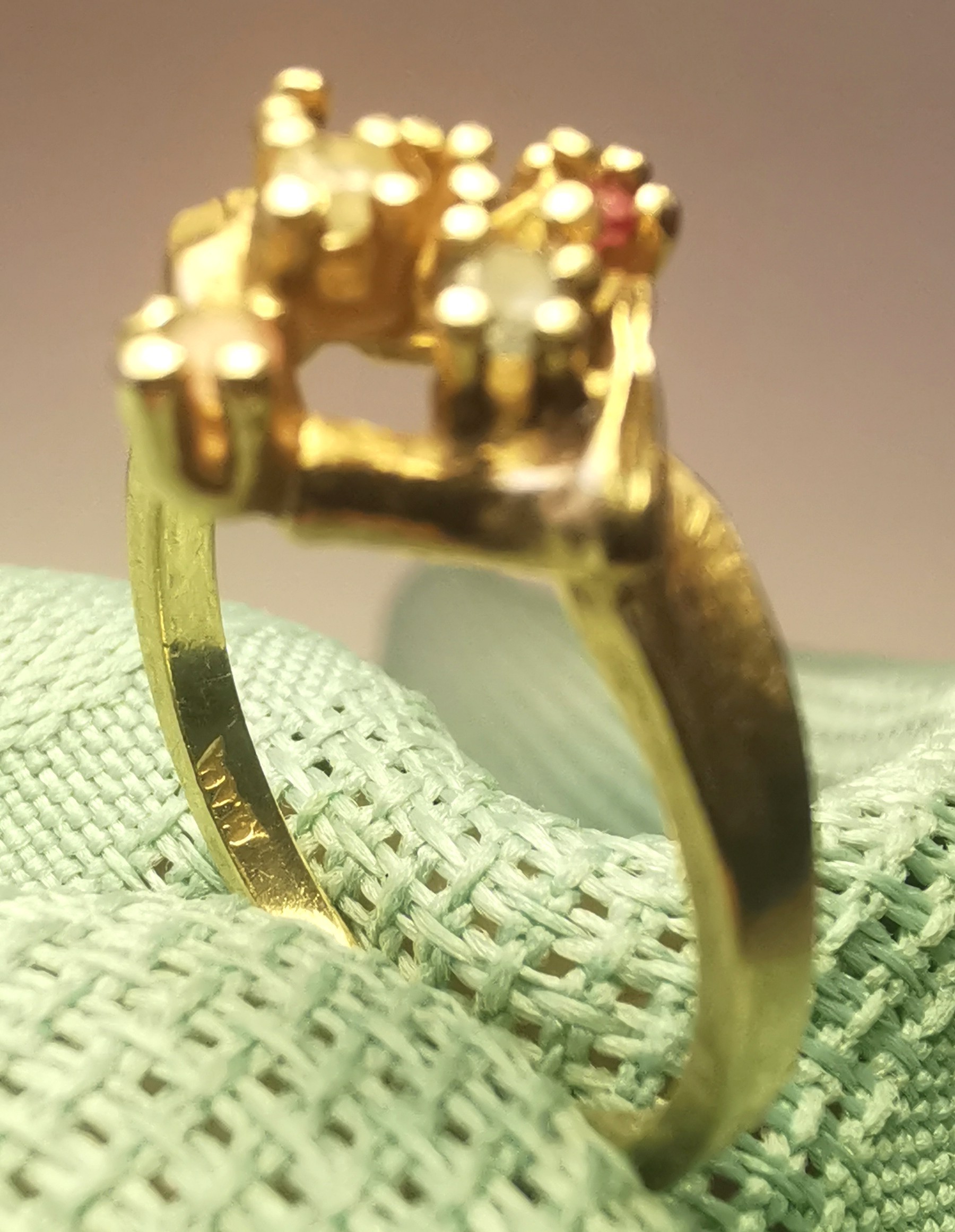 1980s 14K Yellow Gold Multi-Gemstone Nugget Ring Size 6.5 - photo 3