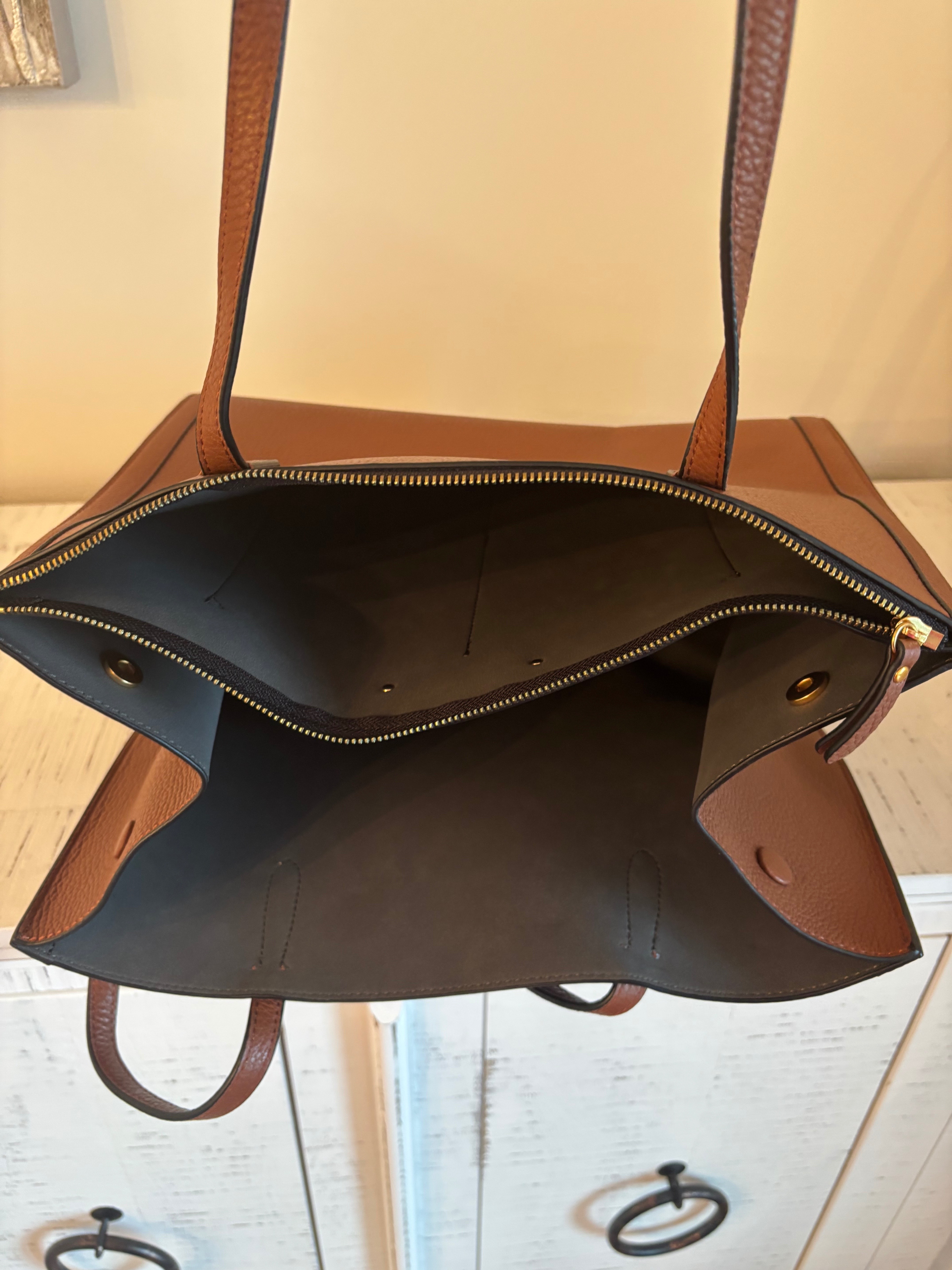 Large, camel leather tote, purse, bag with gray interior - photo 5