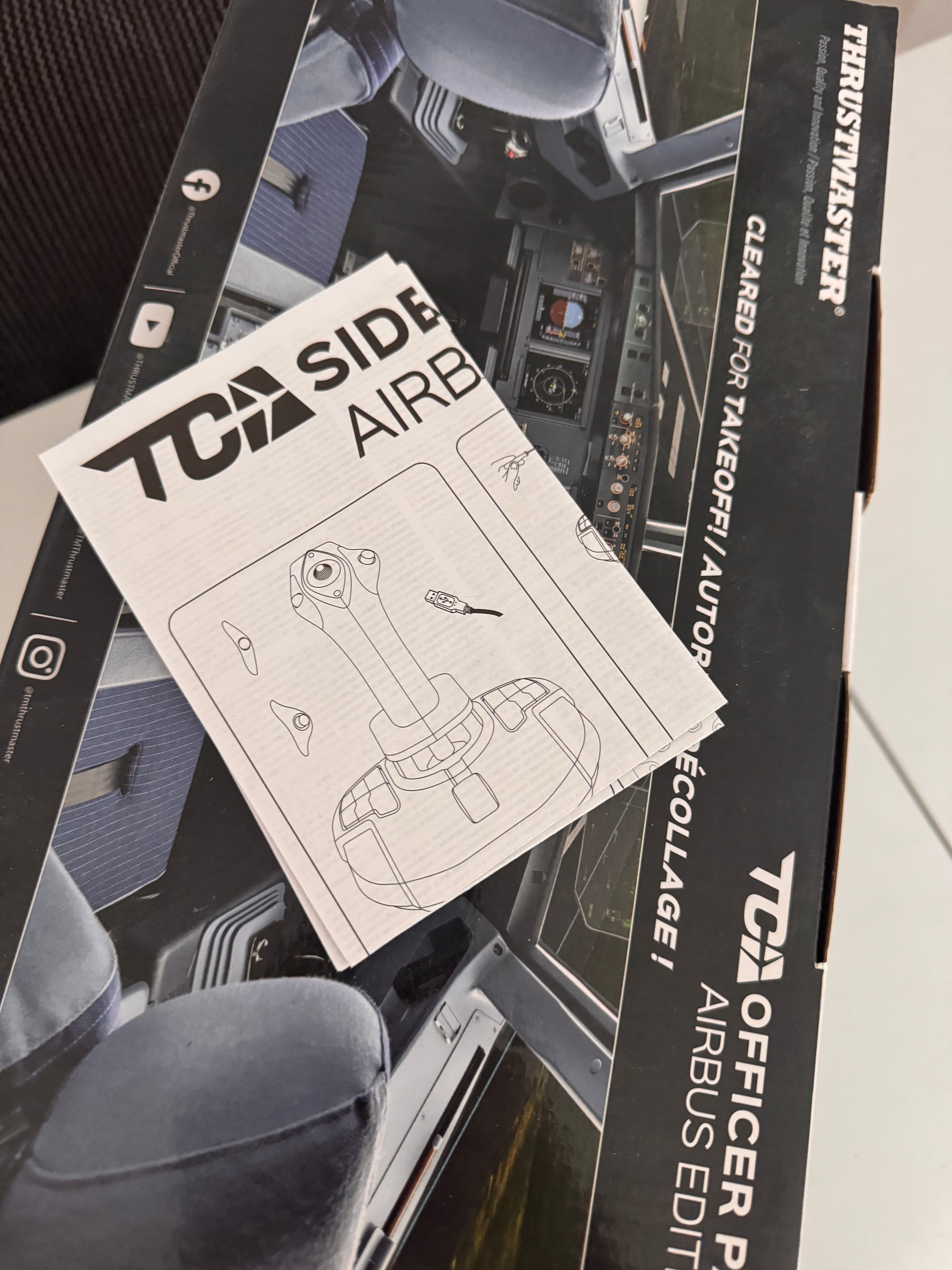 Thrustmaster TCA Officer Pack Airbus Edition - photo 2