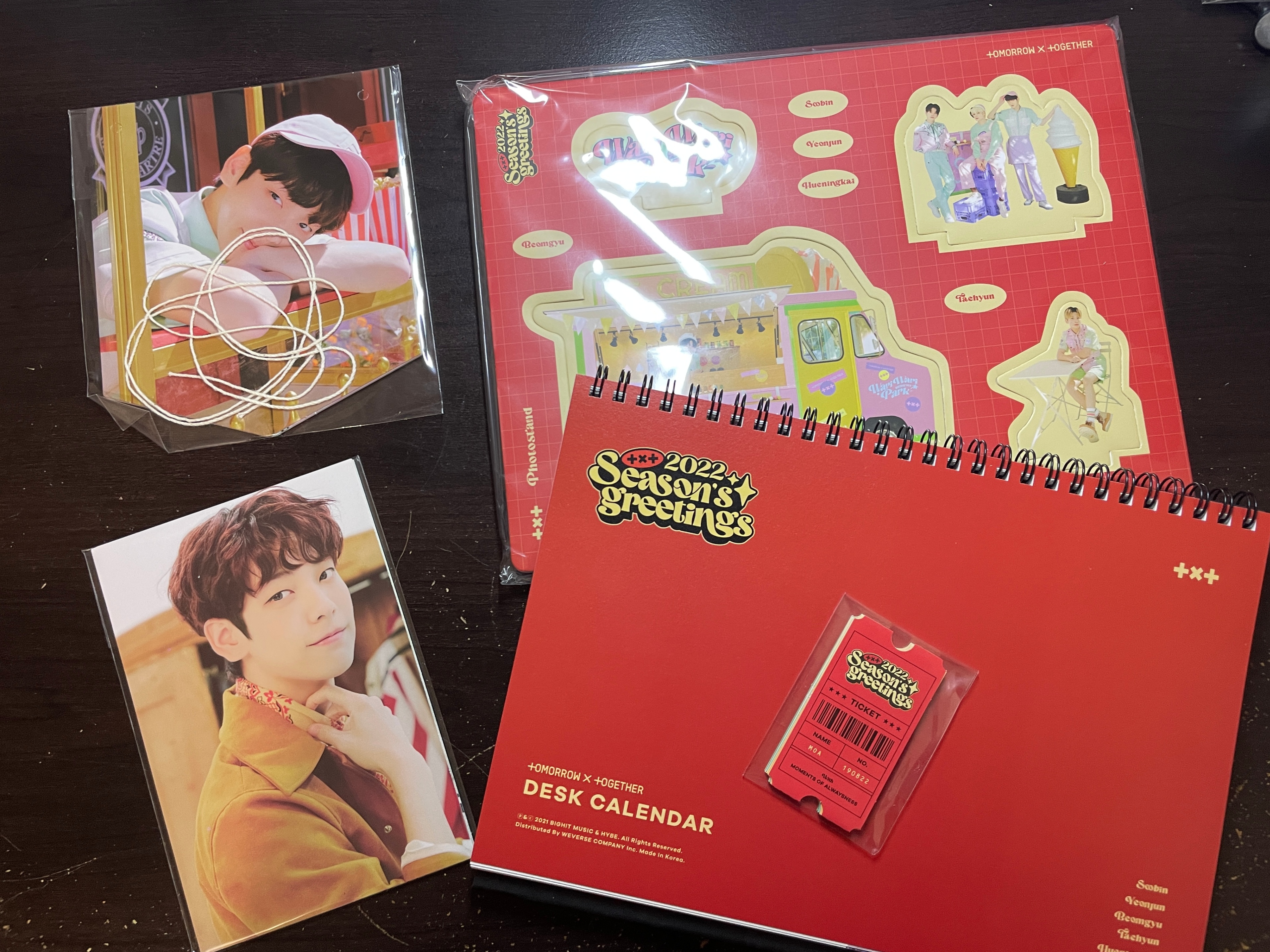 TXT 2022 SEASON’S GREETINGS Kpop - photo 3