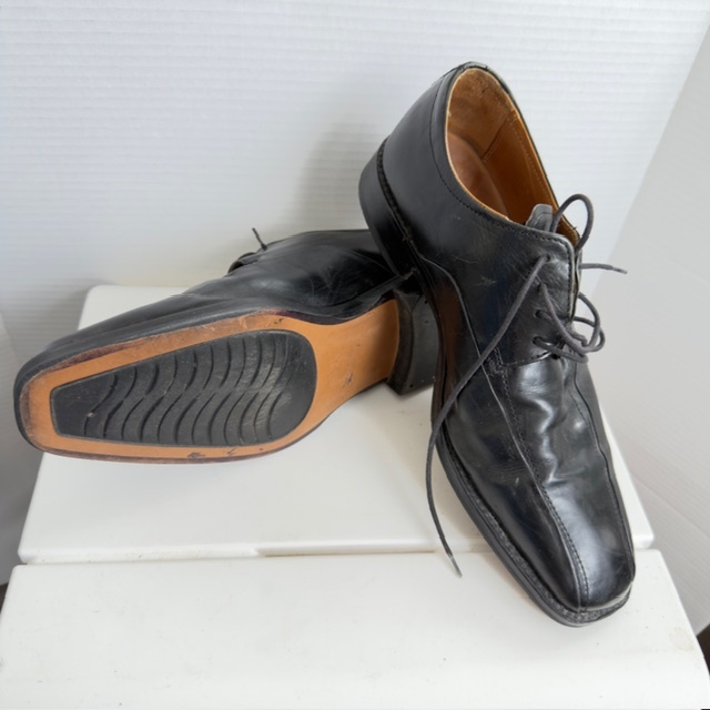 Black Leather Dress Shoes - photo 2