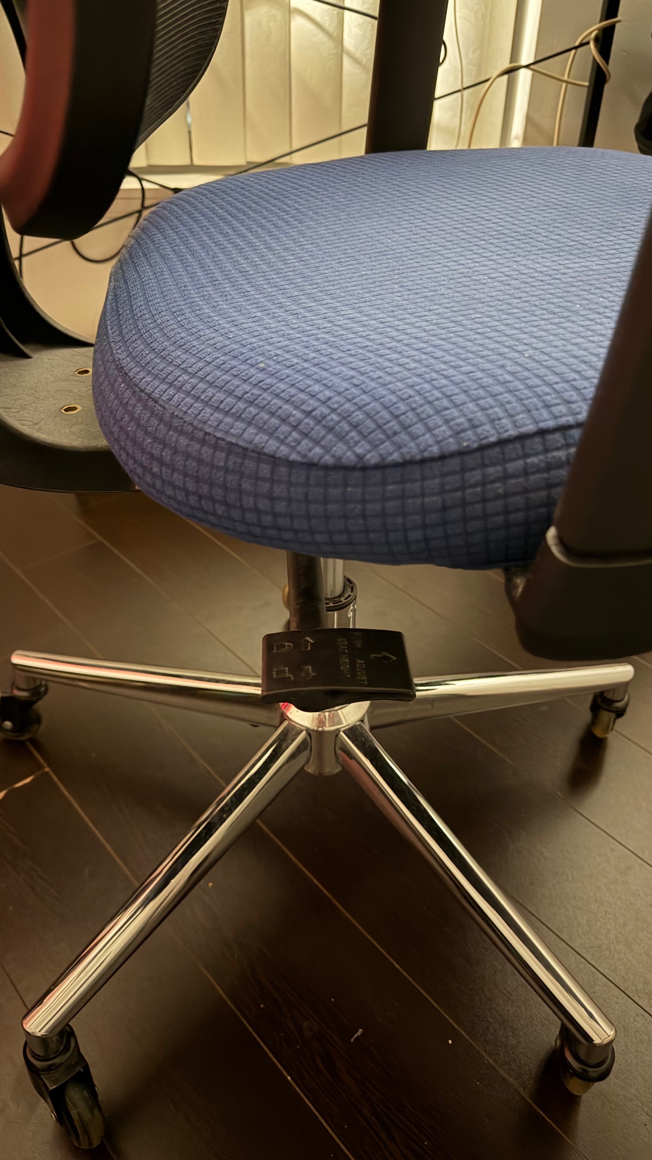 Ergonomic Office Chair – High Back Mesh with Lumbar Support - photo 5