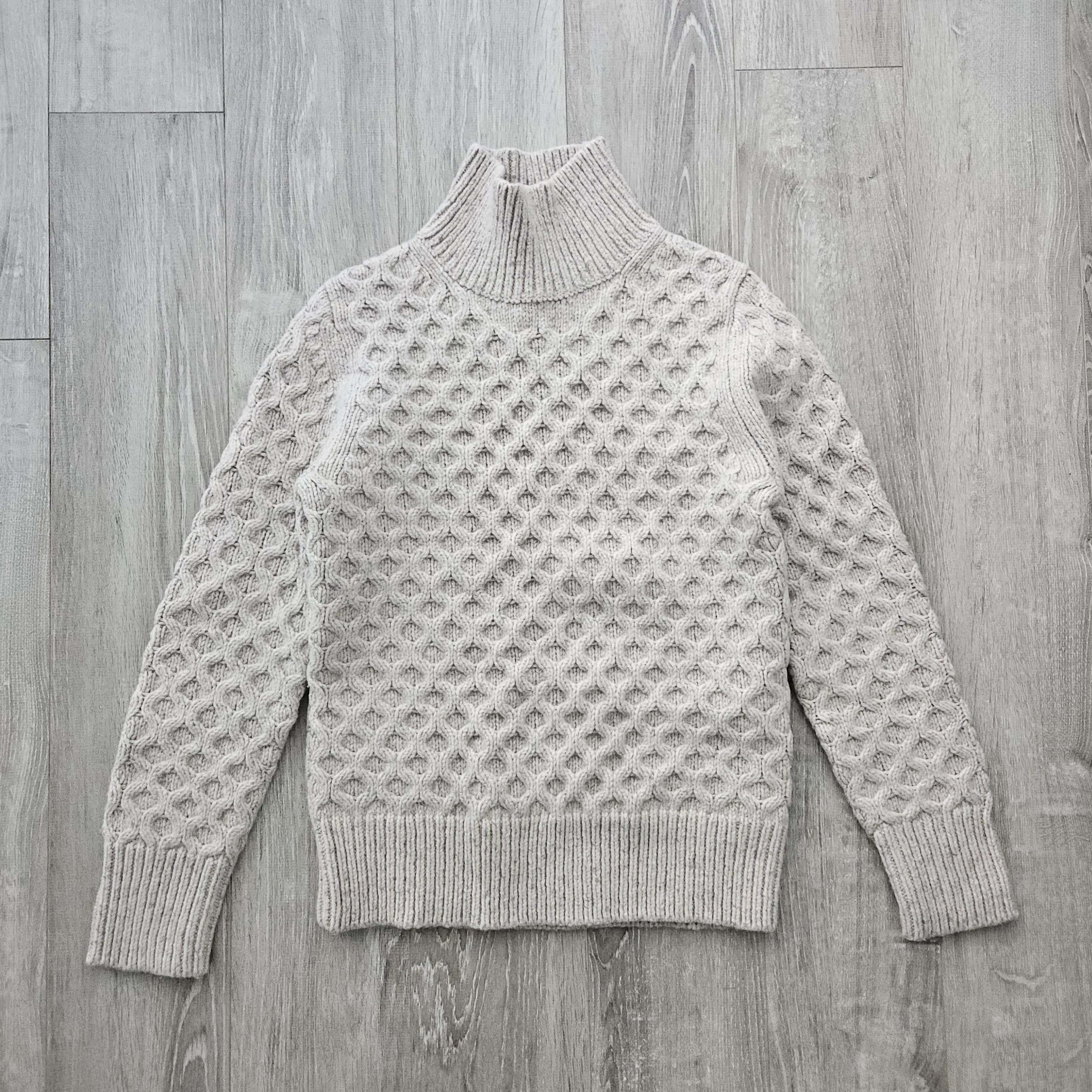 (New with tags) Oatmeal wool blend fisherman sweater
