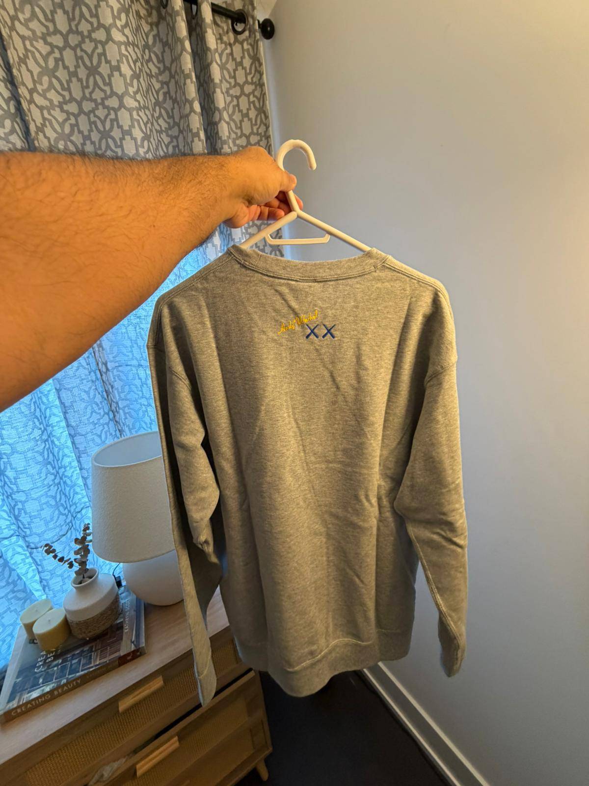 Uniqlo x Kaws Sweatshirt - Grey - L/G - New - photo 4