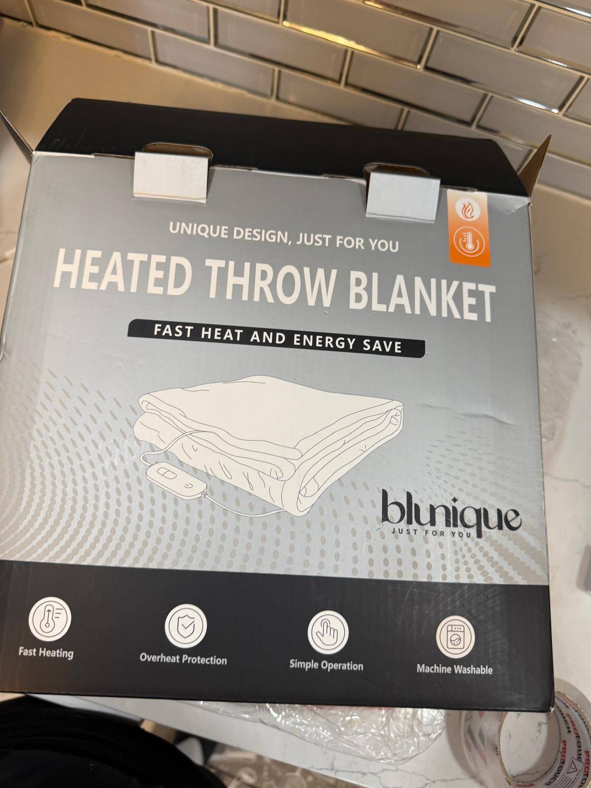 Blunique heated throw blanket