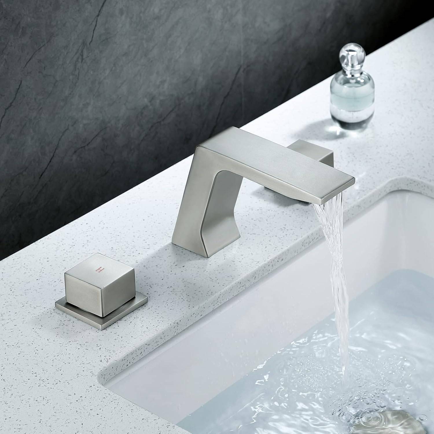 Brand new 3-Hole Widespread Bathroom Faucet