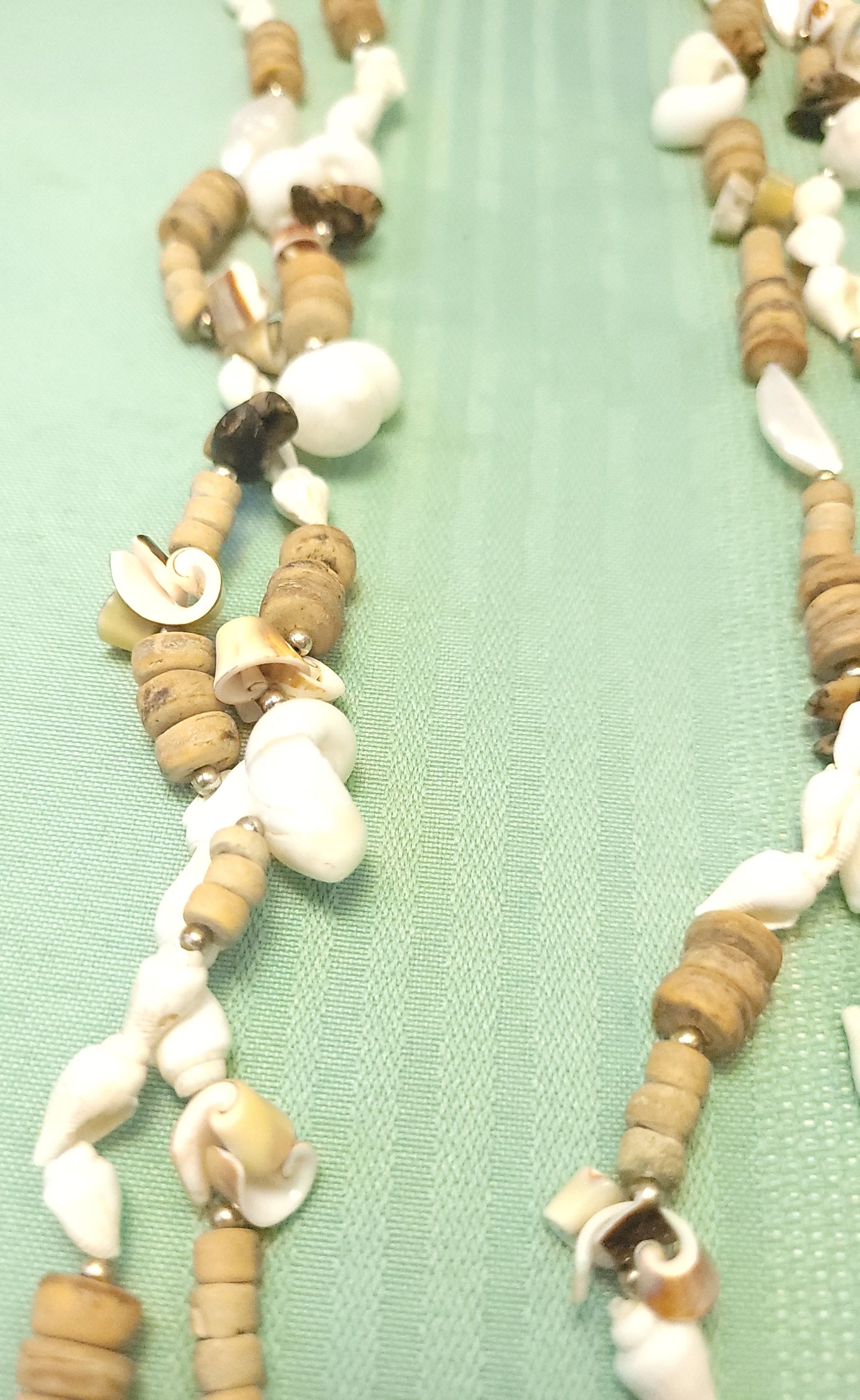 1970s Philippines Shell Necklace 52" Rope - Puka & Spiral Bead - photo 5