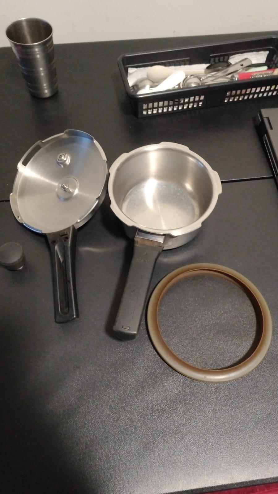 Stainless Steel Pressure Cooker – 1 Litre - photo 4