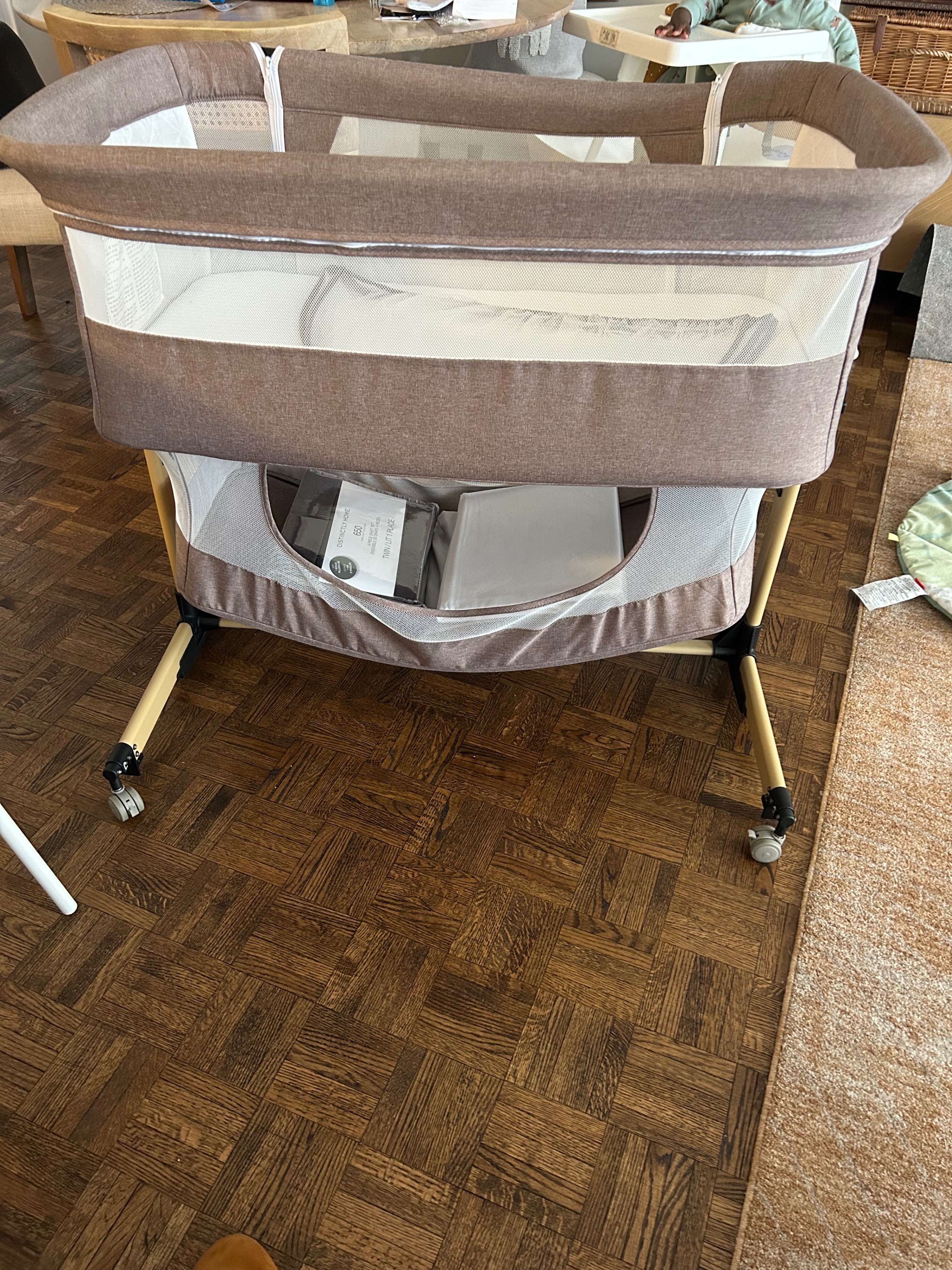 Brown Baby Bassinet - photo 3