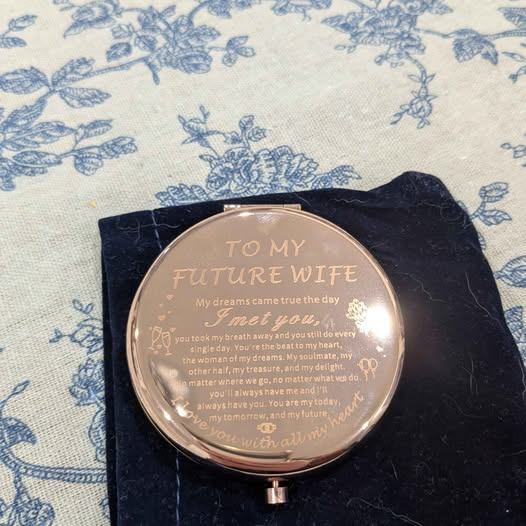 Makeup Mirror Compact To My Future Wife Engraved - photo 3