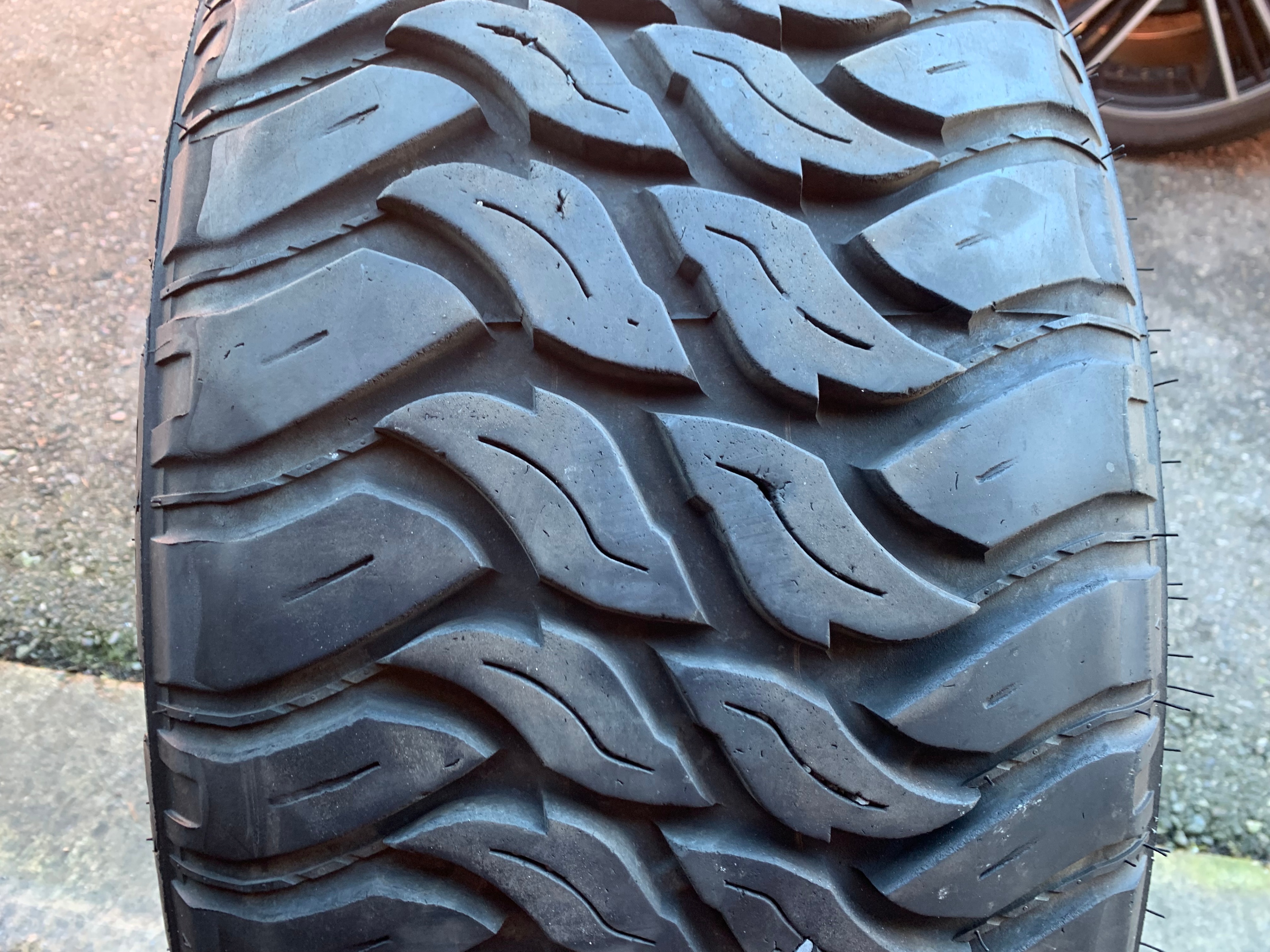 1 X single 33X12.50X22 LT 109Q 10PR Grenlandar Predator M/T 80% - photo 2