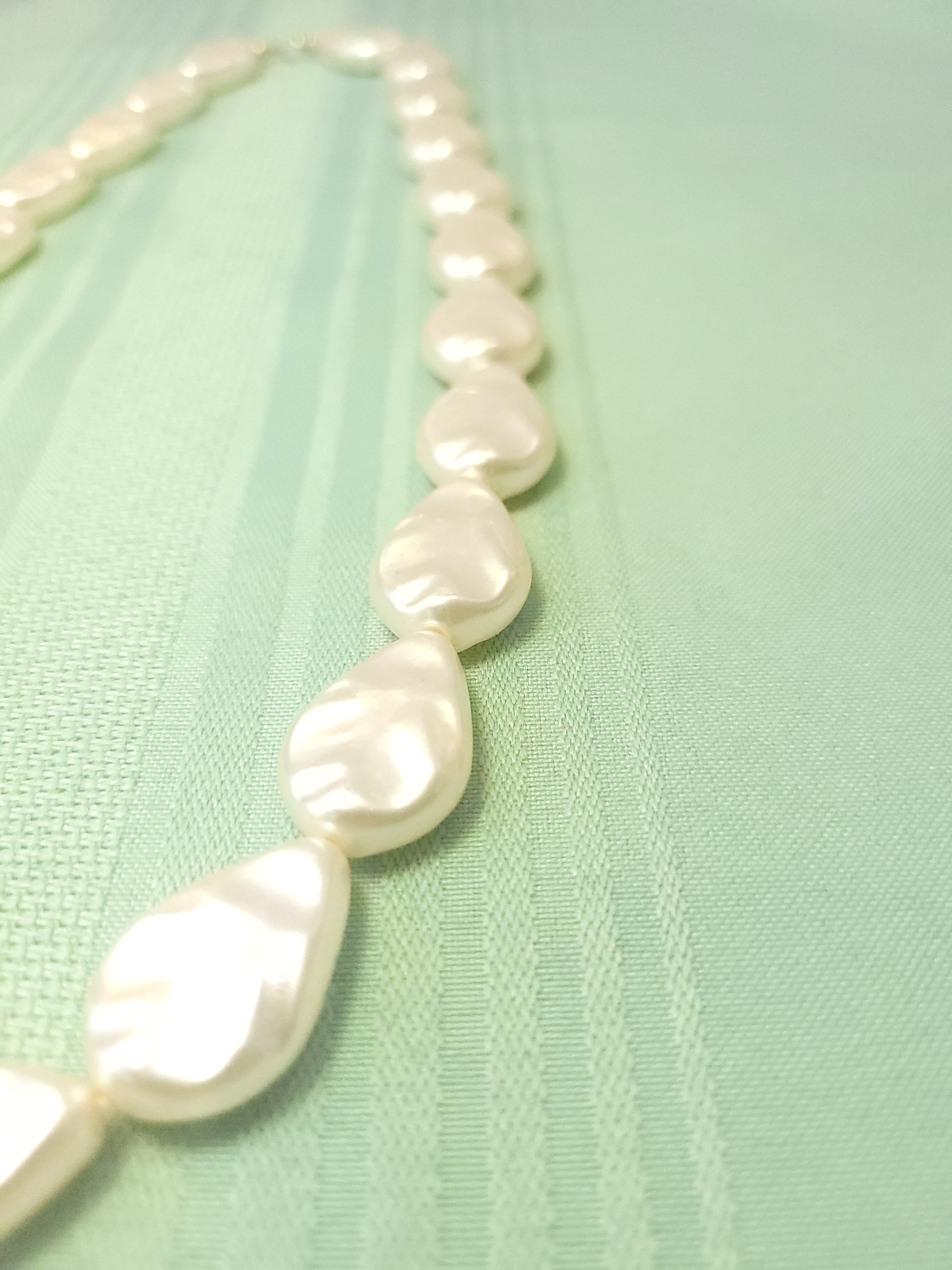 1960s c. Faux Baroque Pearl Necklace 23" Continuous Strand - photo 4