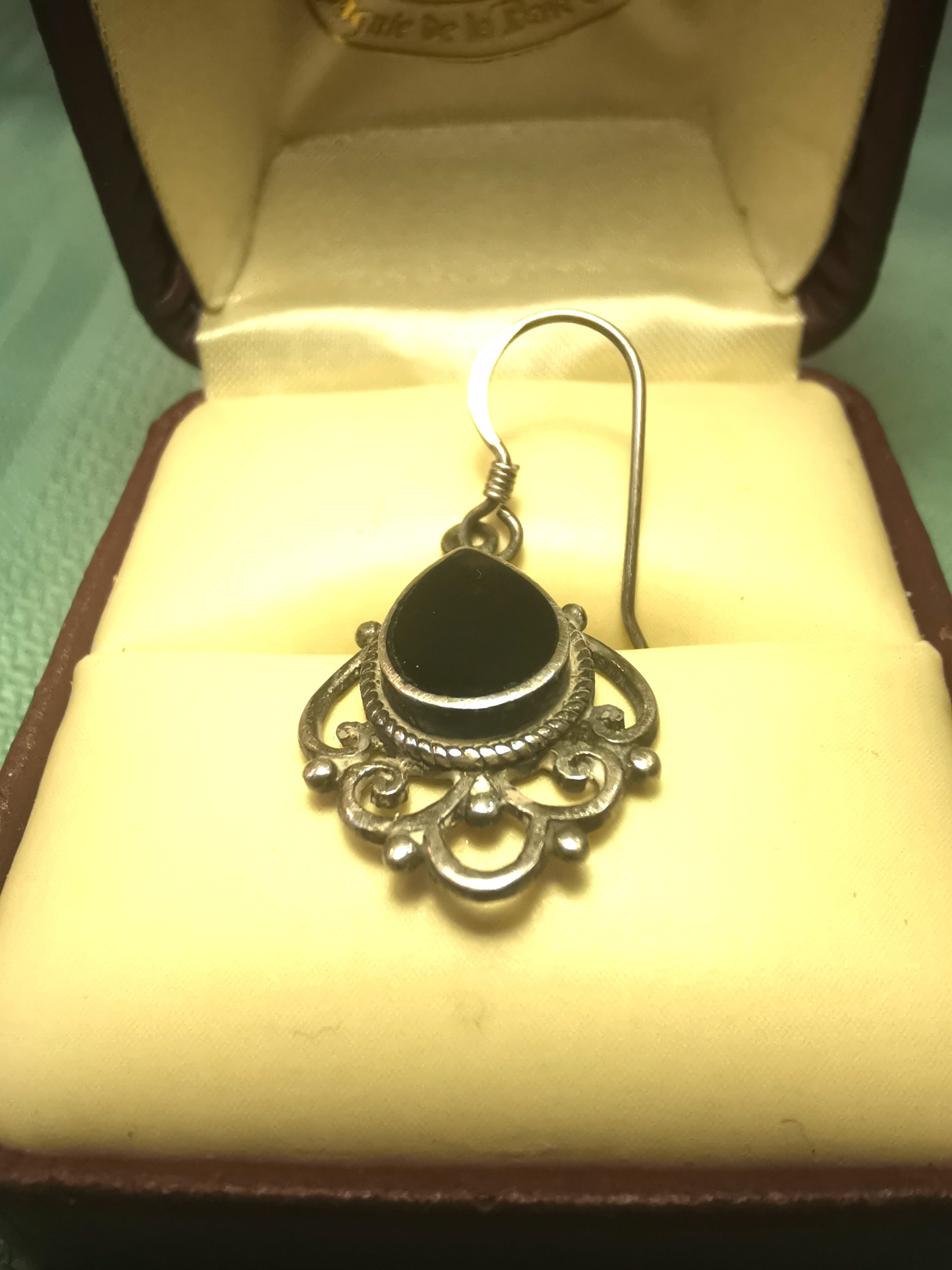 Single 925 Sterling Silver Black Onyx Teardrop Earring .75" - photo 4