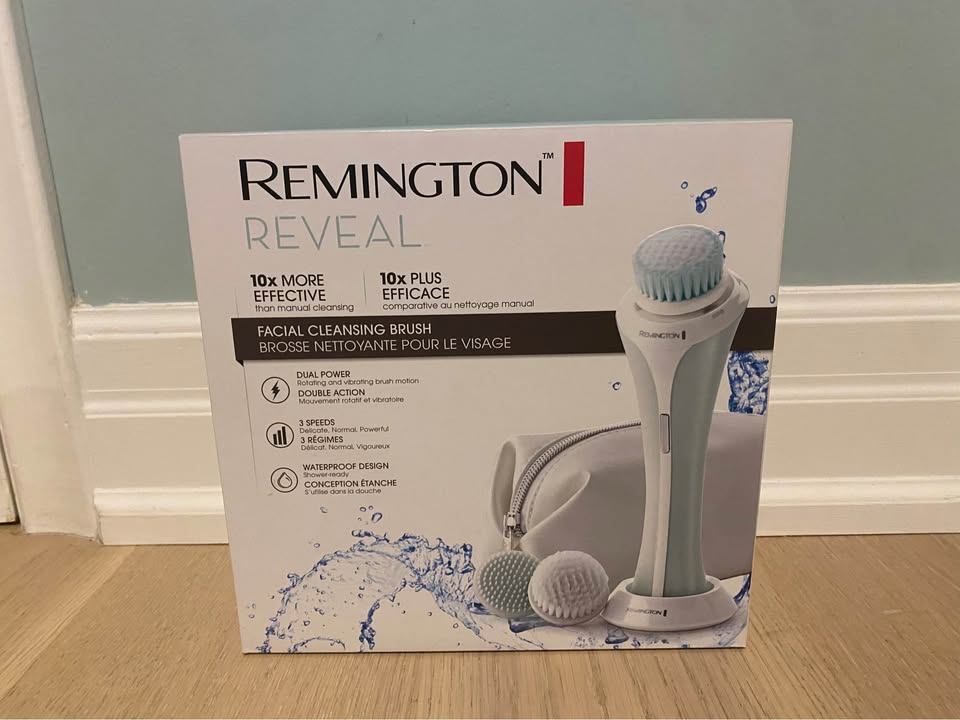 Remington Reveal Facial cleansing brush