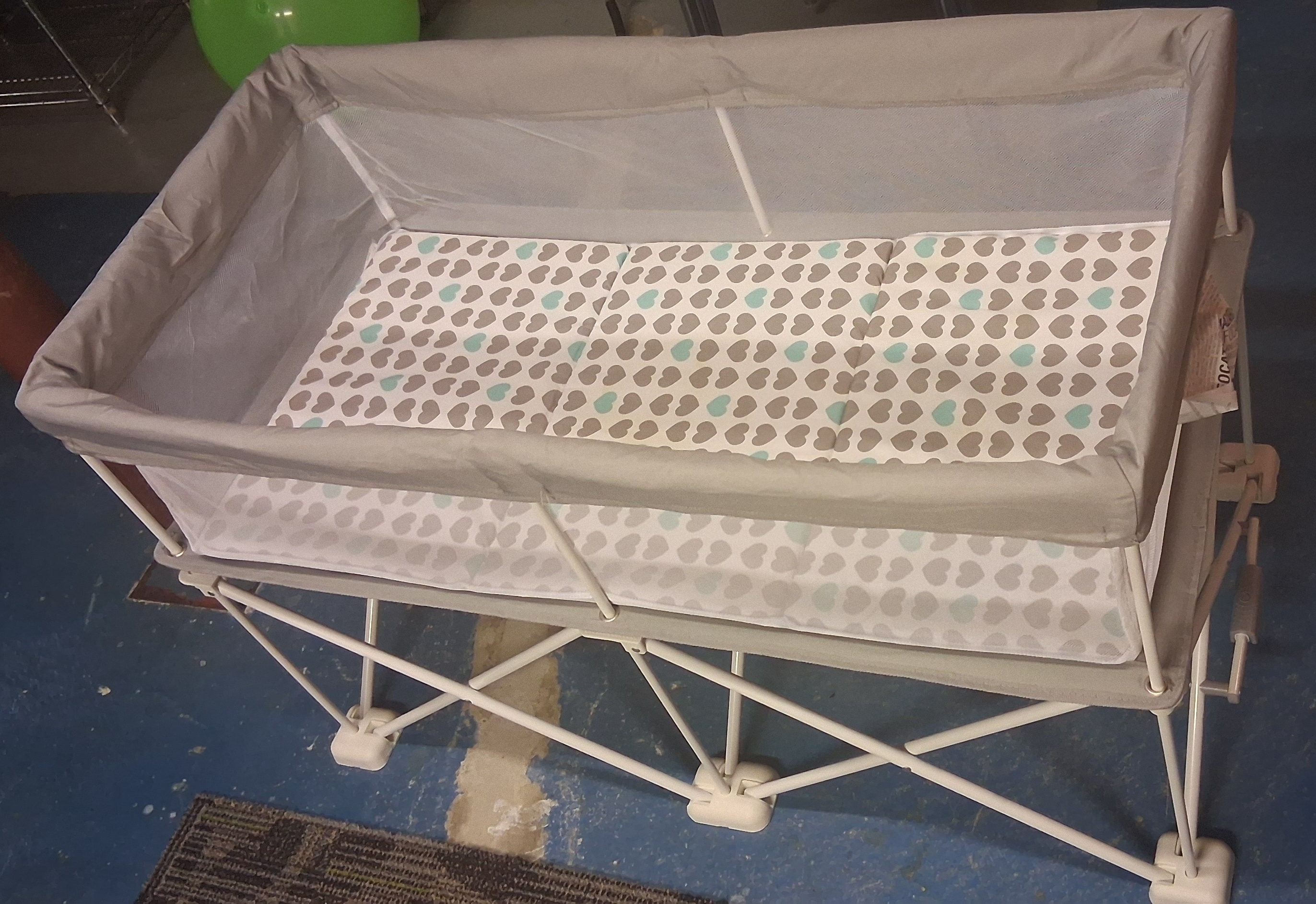 Regalo Portable My Crib, Portable Bassinet