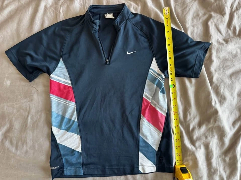 All shirts (6 Tshirts + 1 sleeveless) for $5 - photo 5