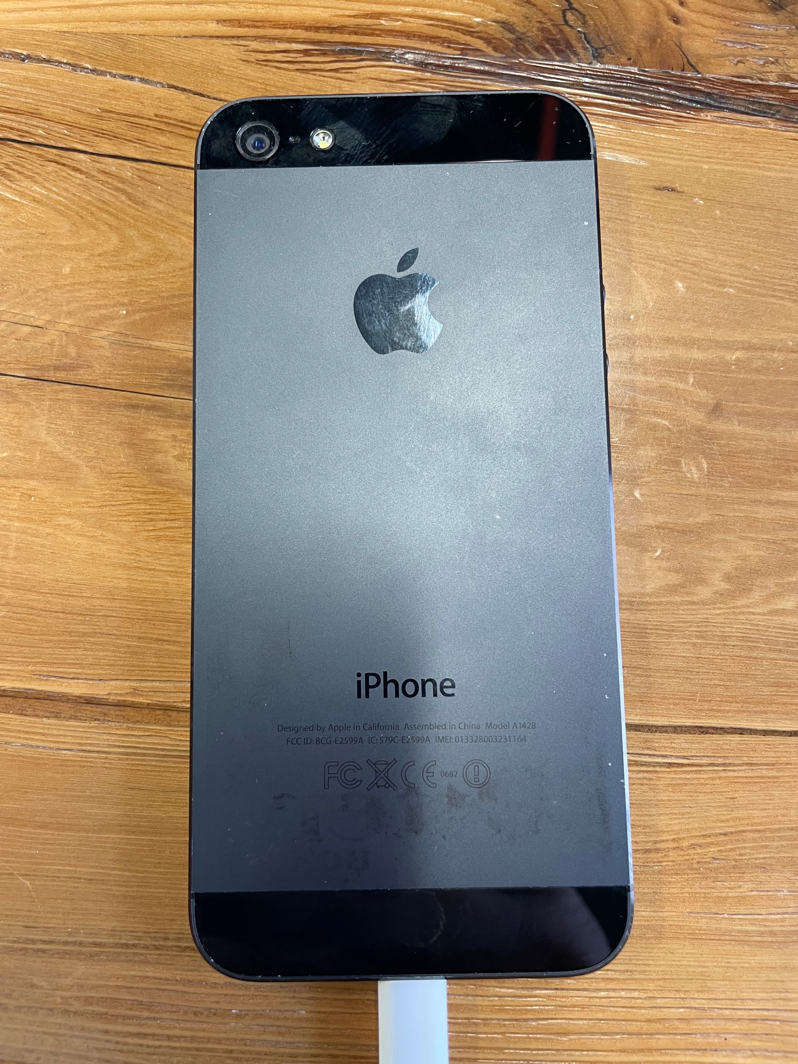 Apple iPhone 5 - Black - photo 2