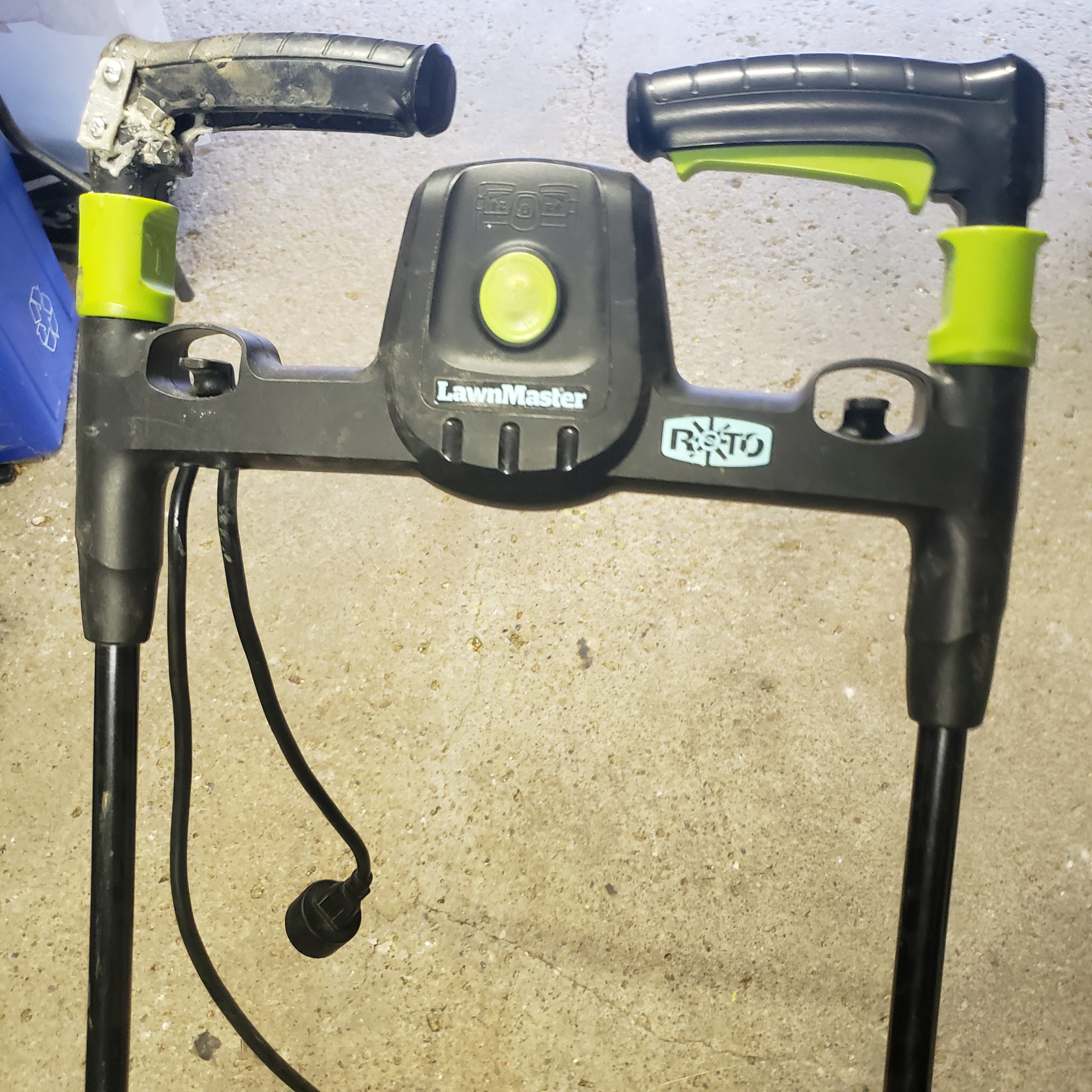 LAWNMASTER *ELECTRIC * MULCHER *15" BLADE - photo 2