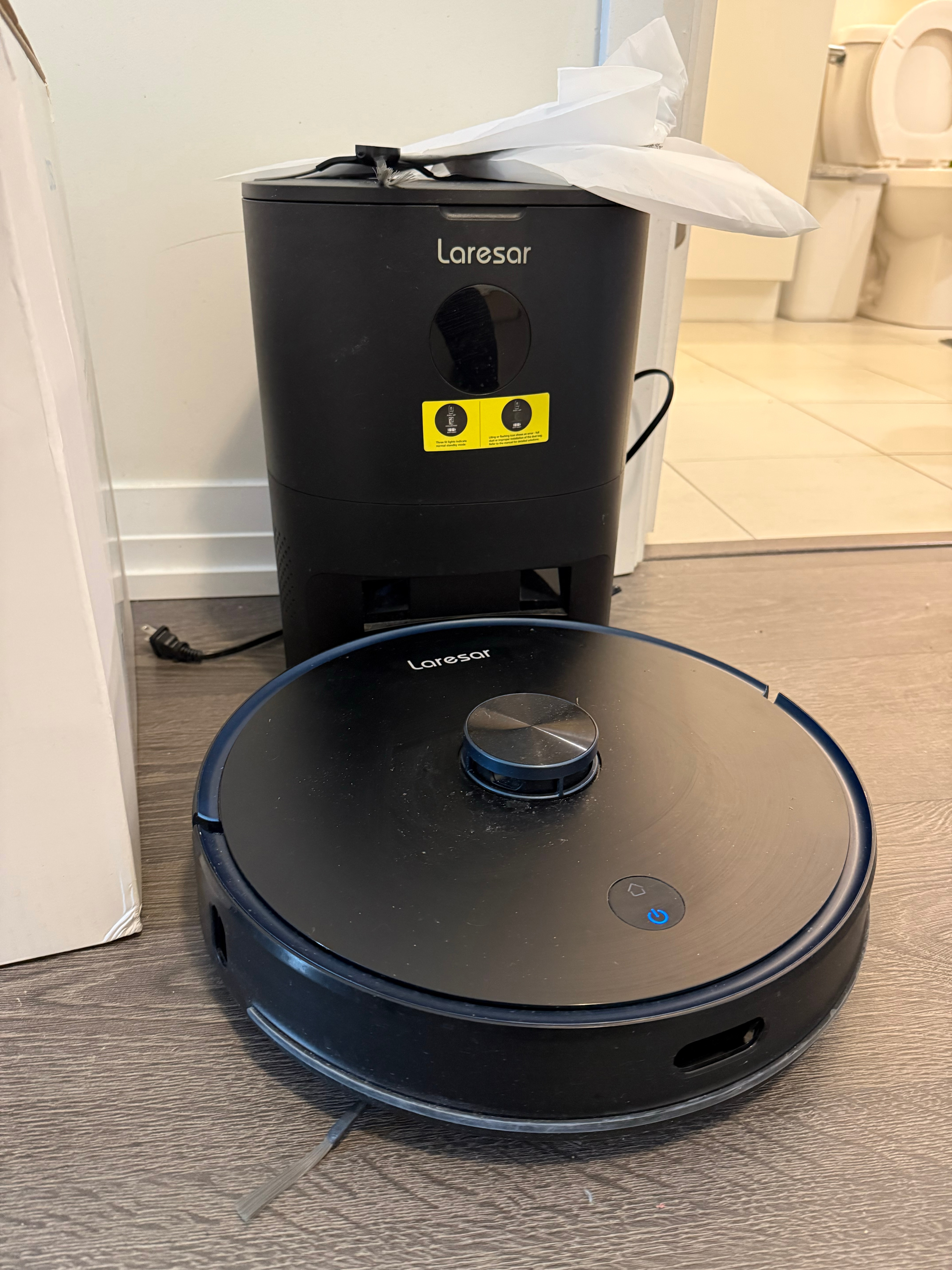 Laresar L6 Pro Robot Vacuum & Mop Combo – Excellent Condition - photo 2