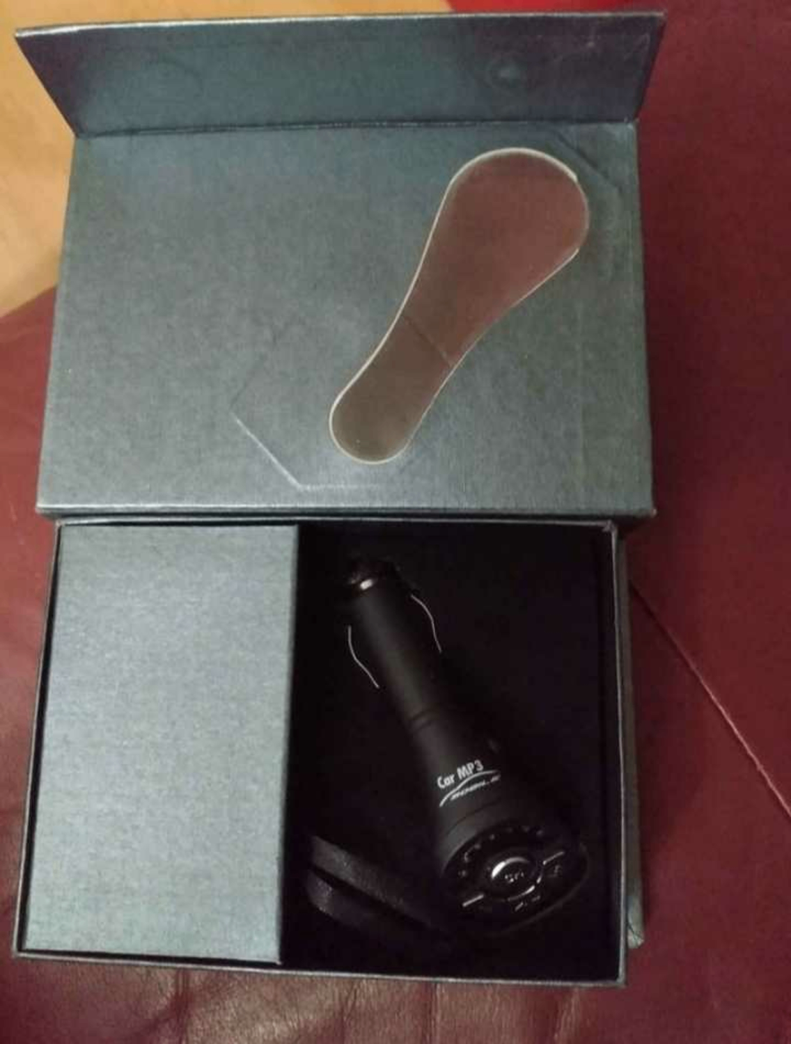 Car MP3 FM Radio Audio Transmitter - photo 3